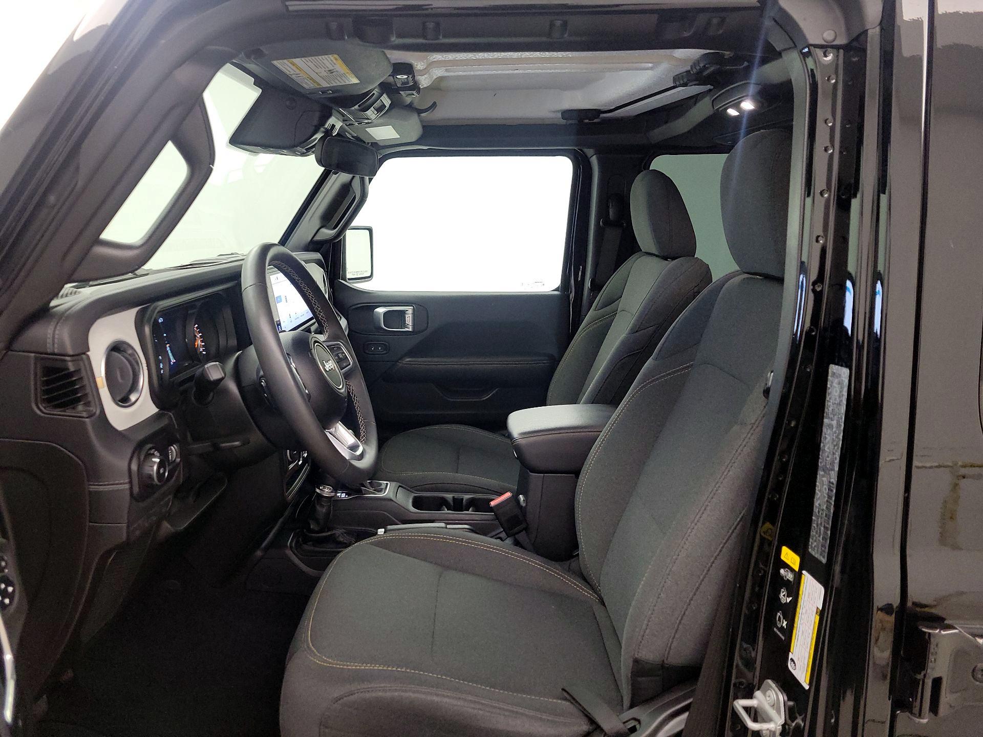 Thumbnail: 2025 Jeep Wrangler - 11