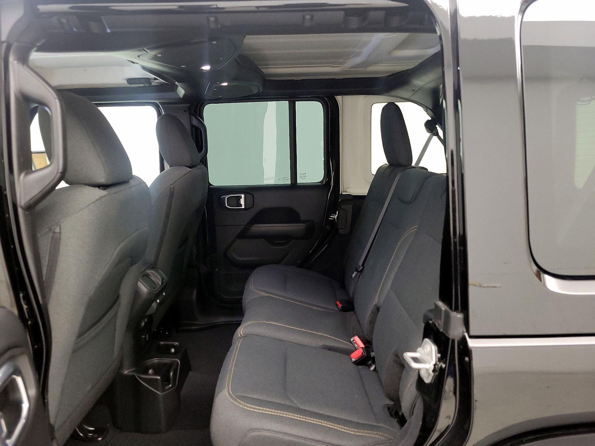 Thumbnail: 2025 Jeep Wrangler - 19