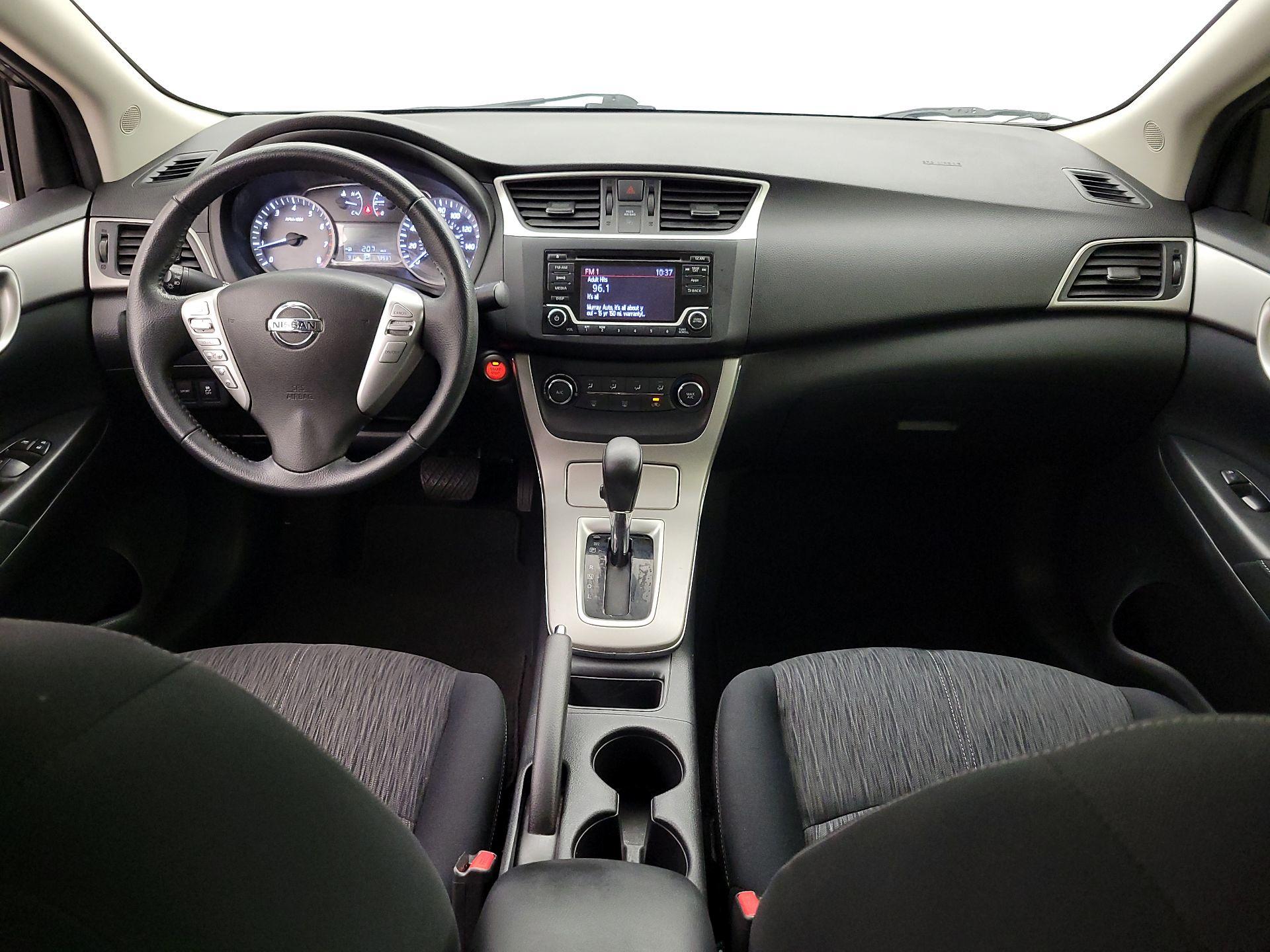 Thumbnail: 2015 Nissan Sentra - 9
