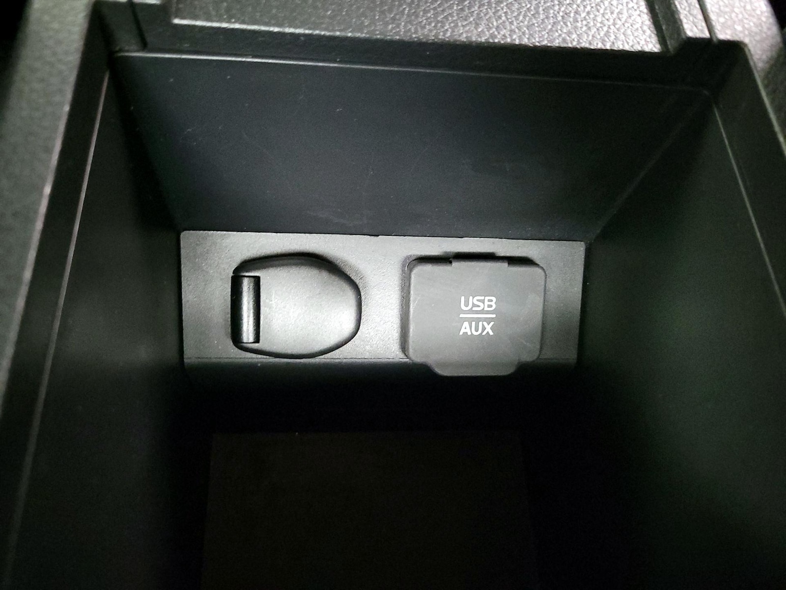2015 Nissan Sentra SV - Photo 19