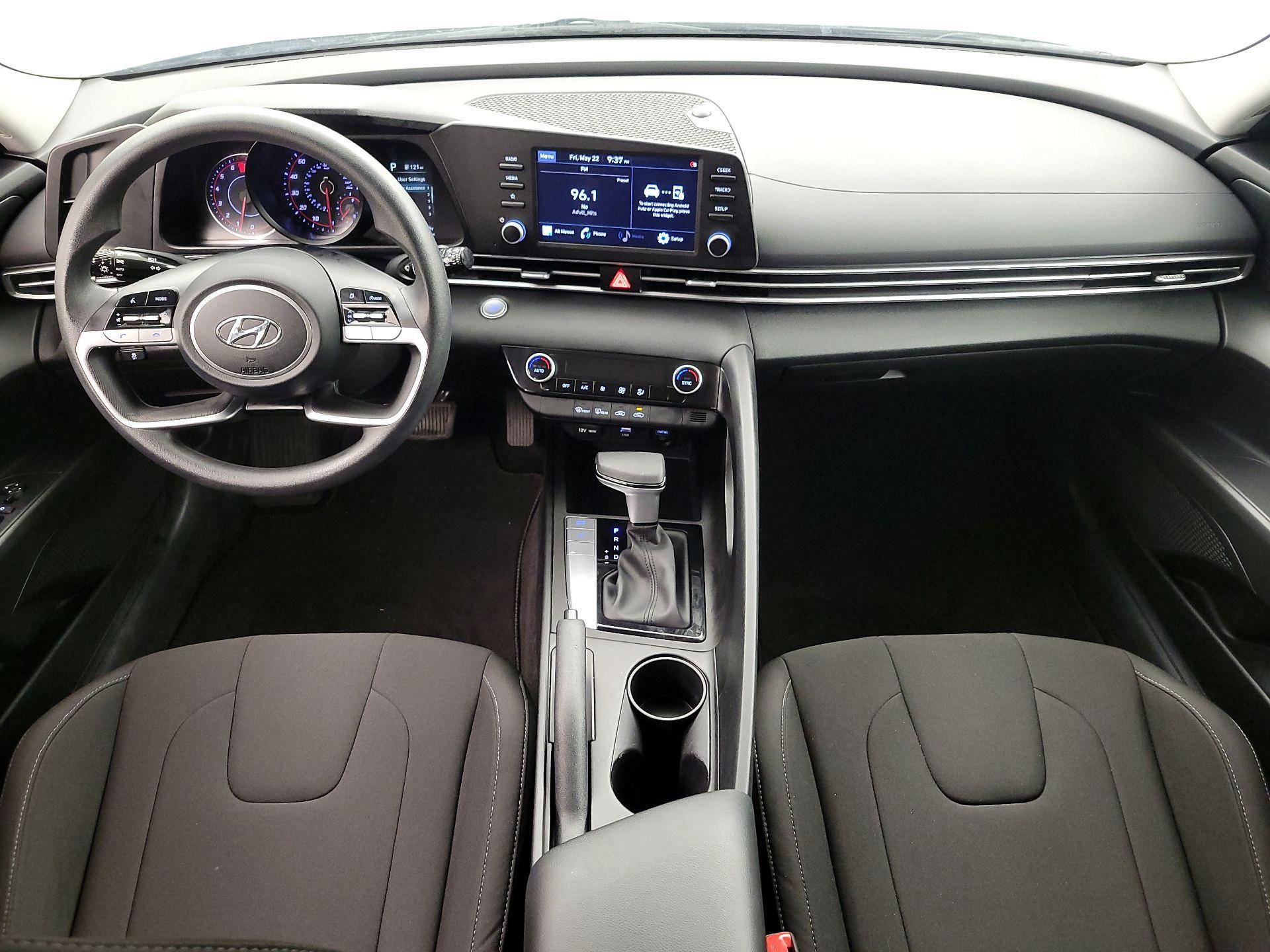 Thumbnail: 2022 Hyundai Elantra - 9
