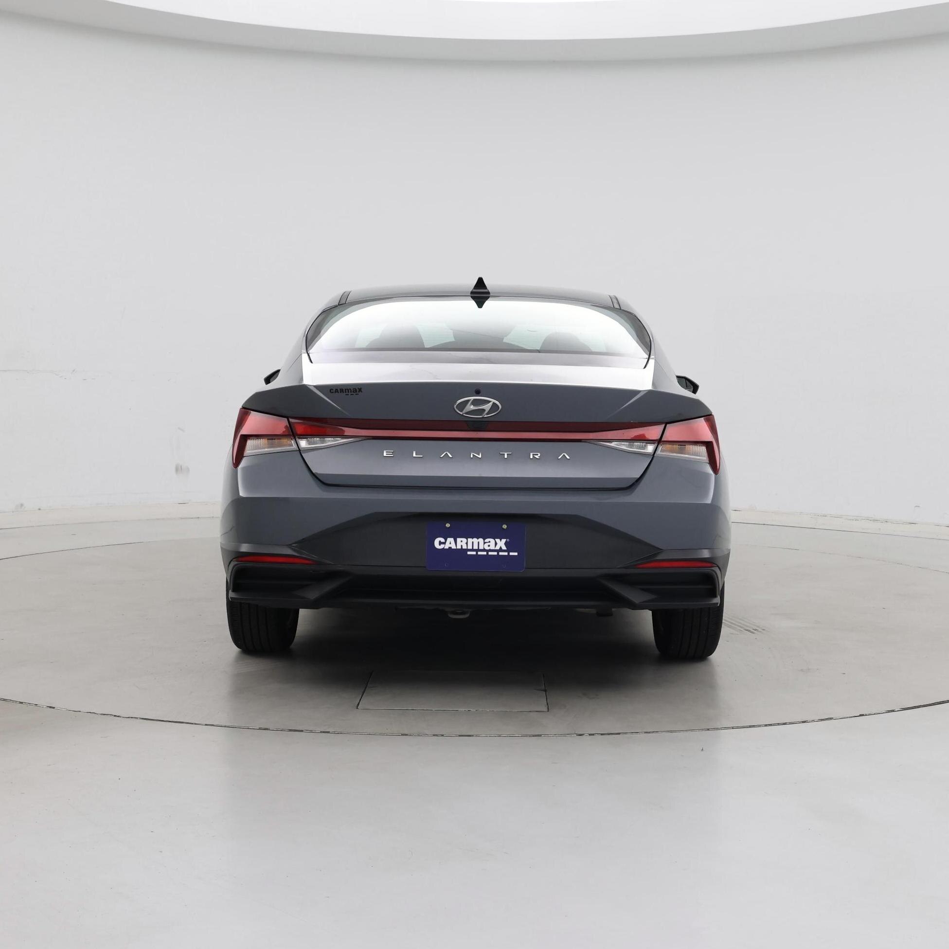 Thumbnail: 2022 Hyundai Elantra - 6