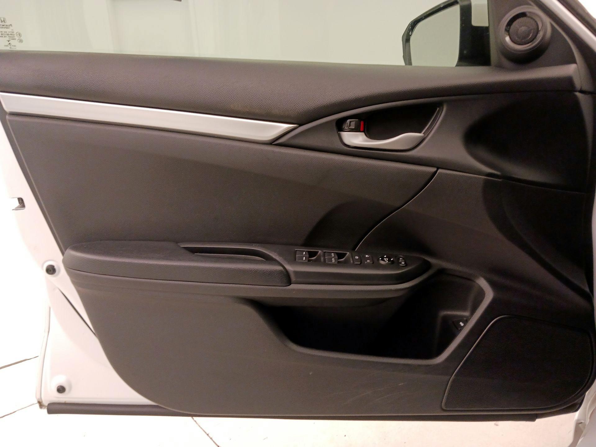 Thumbnail: 2020 Honda Civic - 12