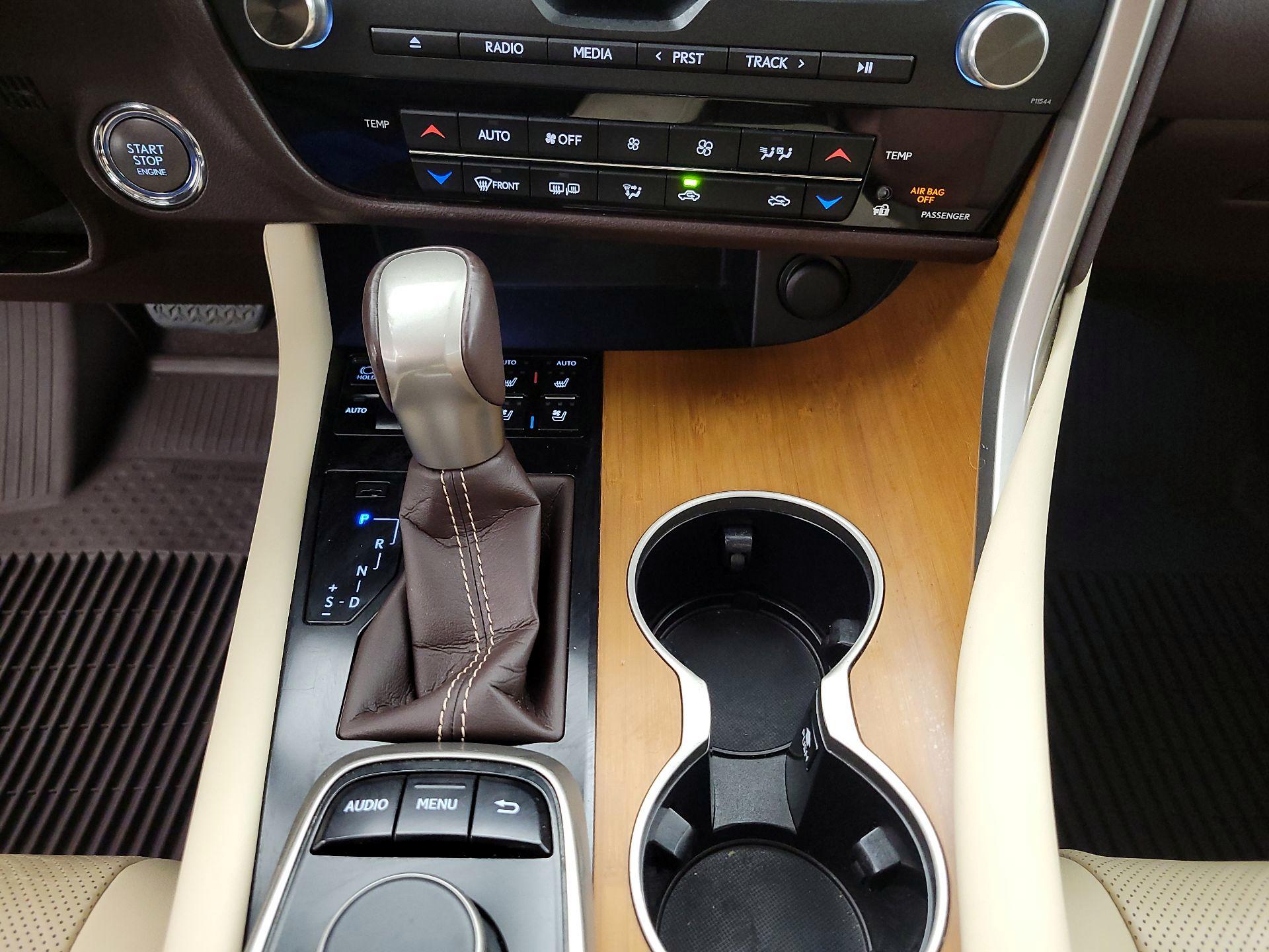 Thumbnail: 2017 Lexus RX - 17