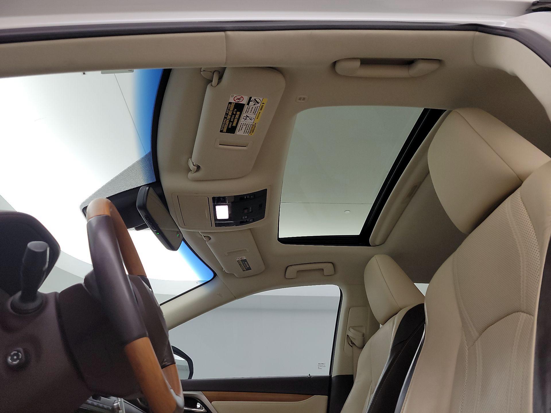 Thumbnail: 2017 Lexus RX - 19