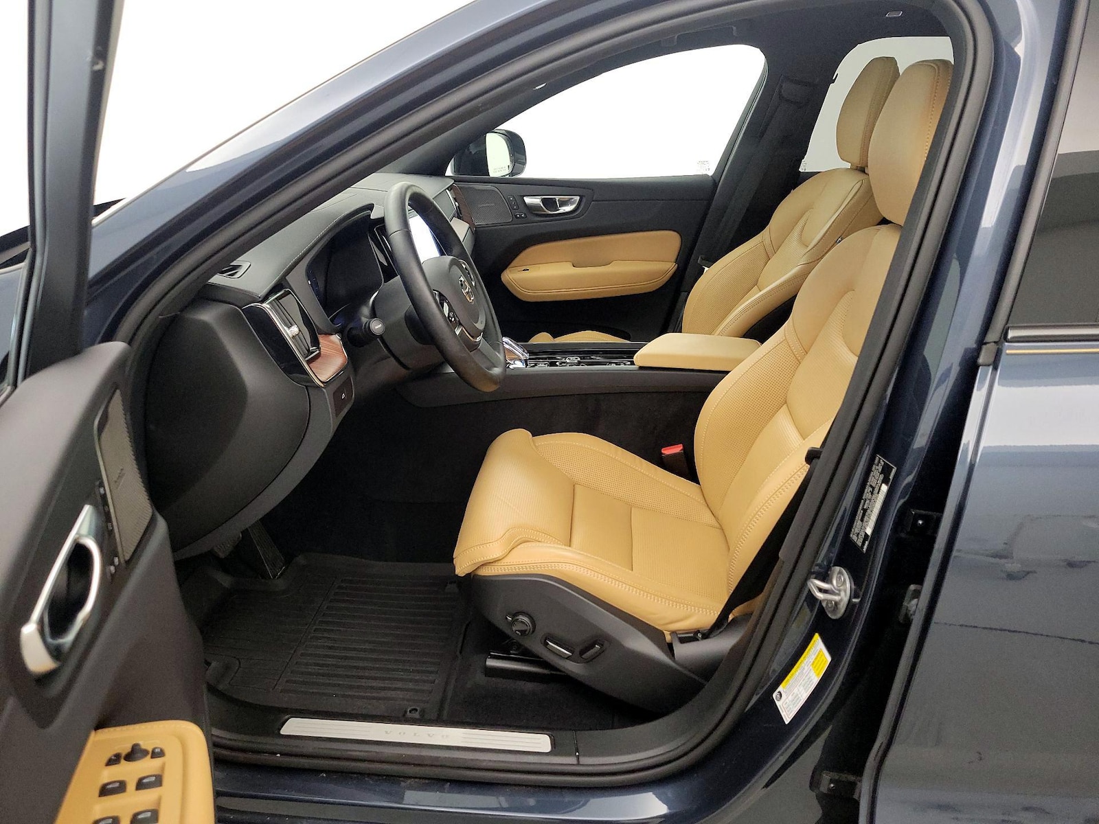2025 Volvo XC60 Ultra - Photo 12