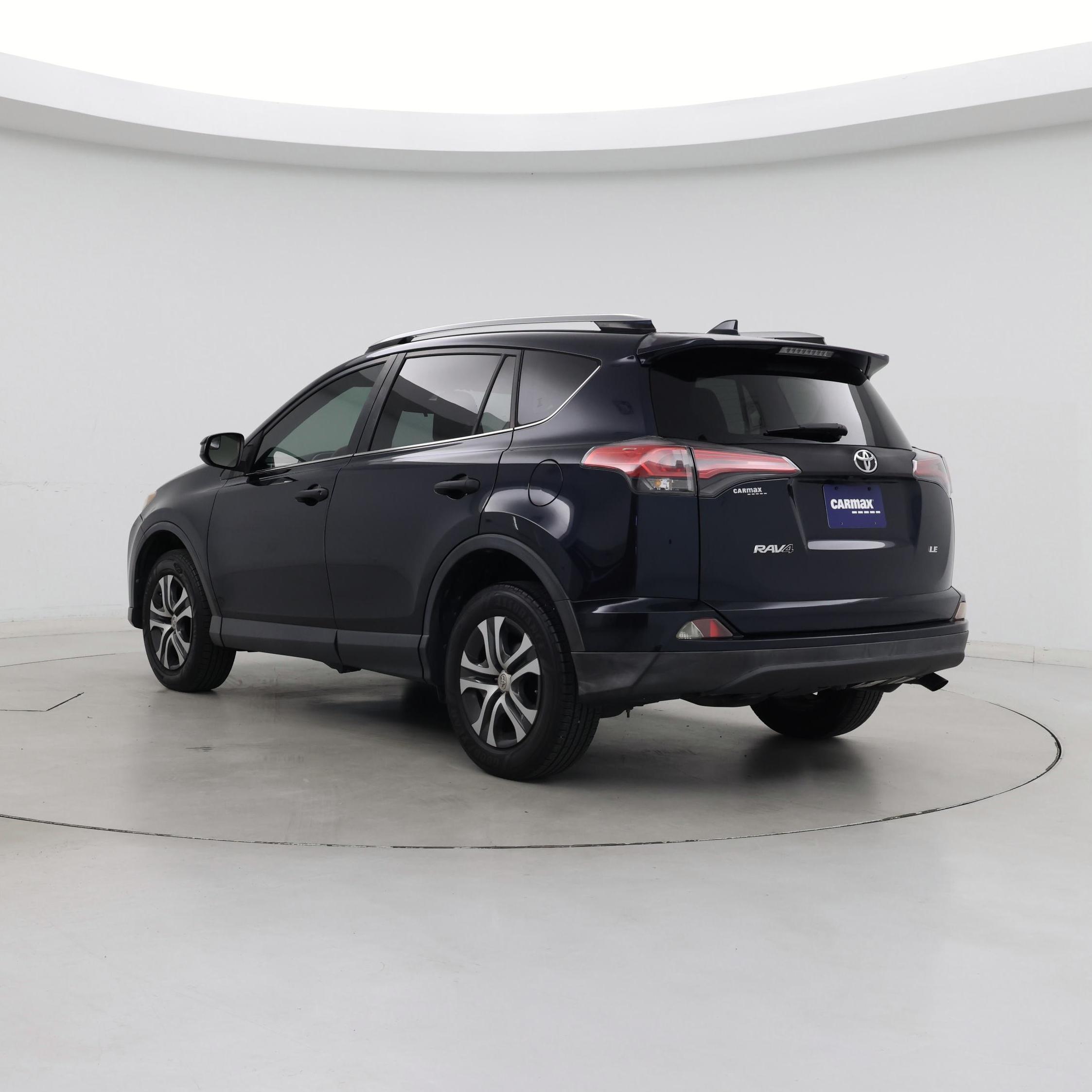 Thumbnail: 2017 Toyota RAV4 - 2