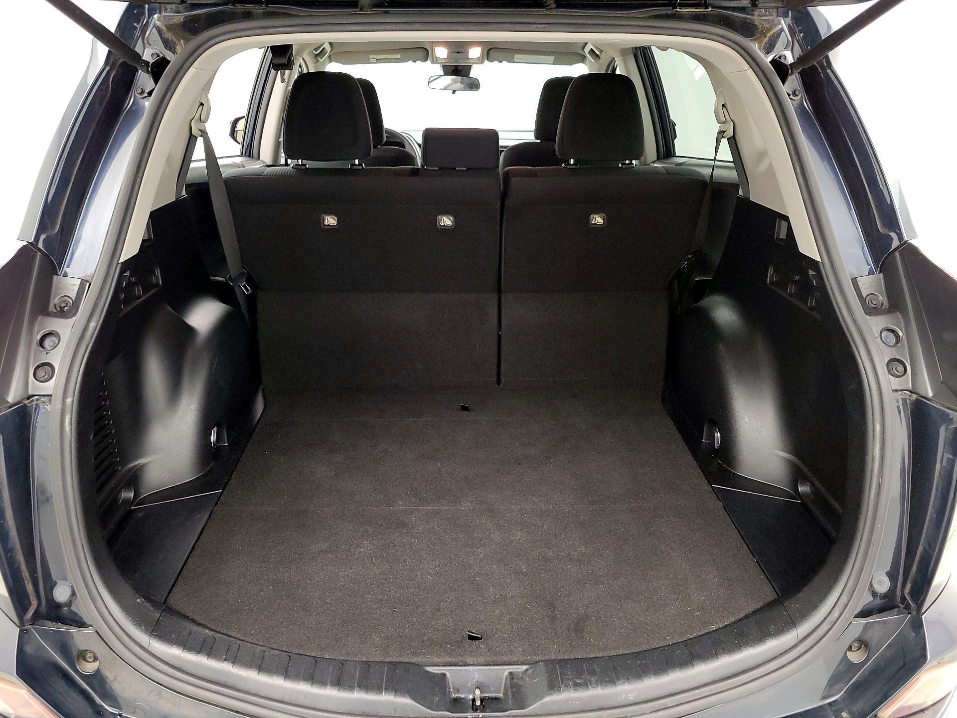 Thumbnail: 2017 Toyota RAV4 - 20