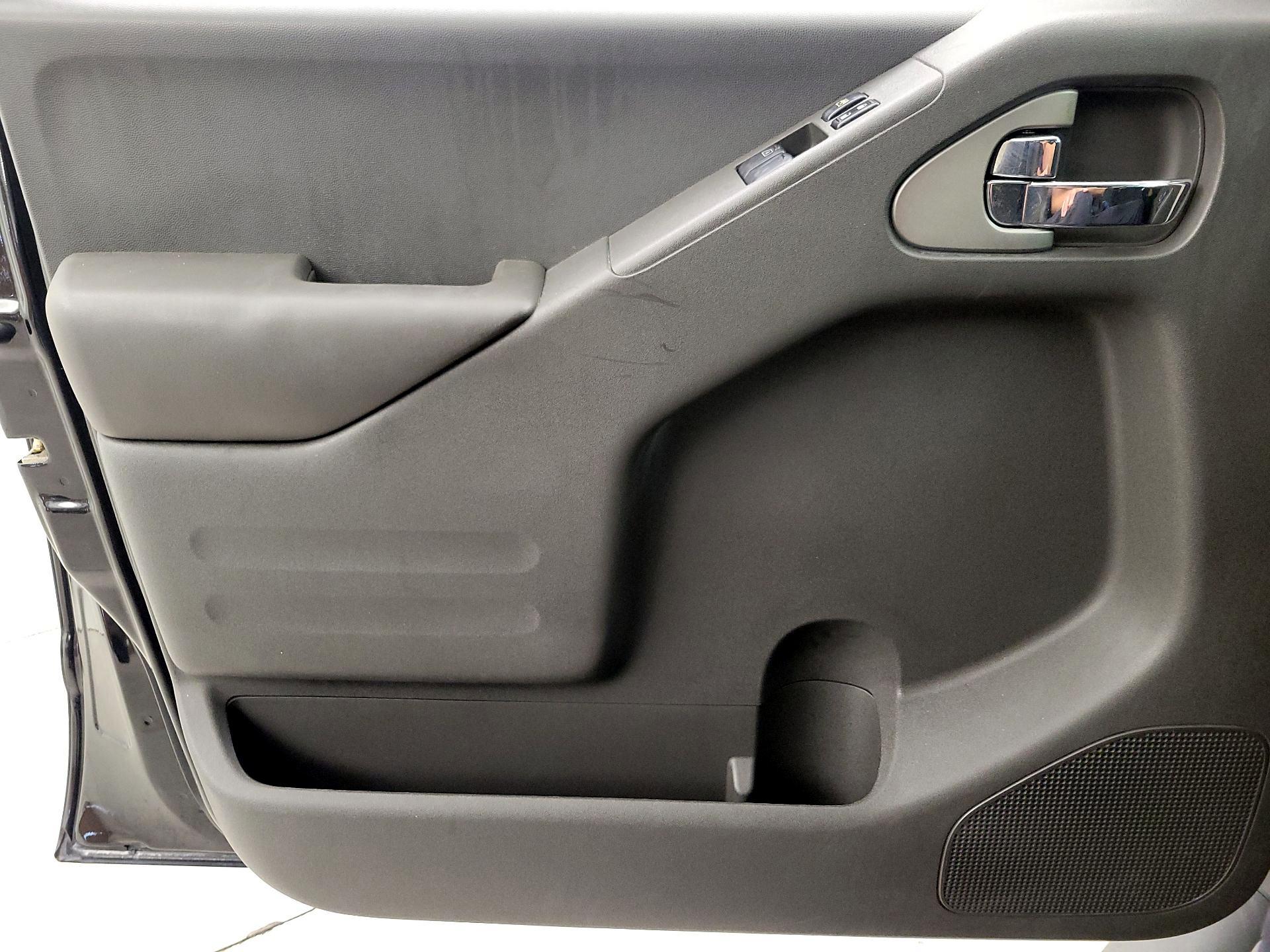 Thumbnail: 2016 Nissan Frontier - 12