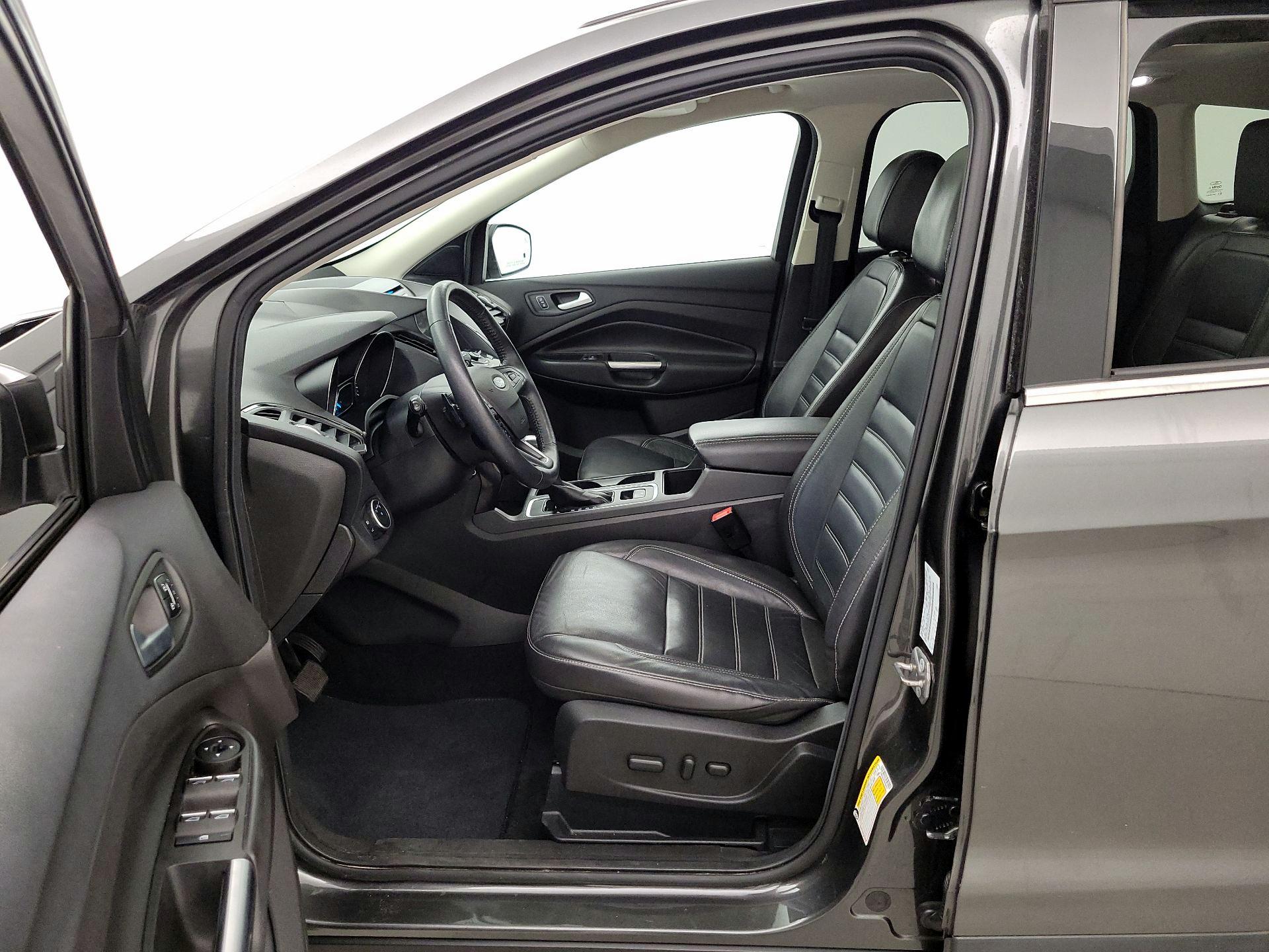 Thumbnail: 2017 Ford Escape - 11