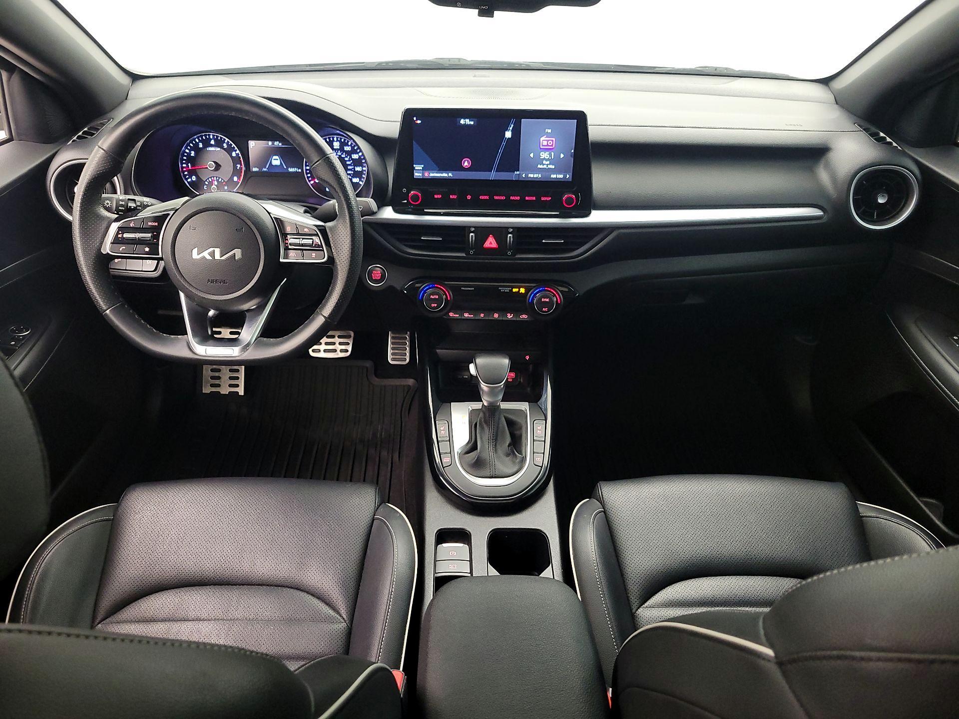 Thumbnail: 2022 Kia Forte - 9