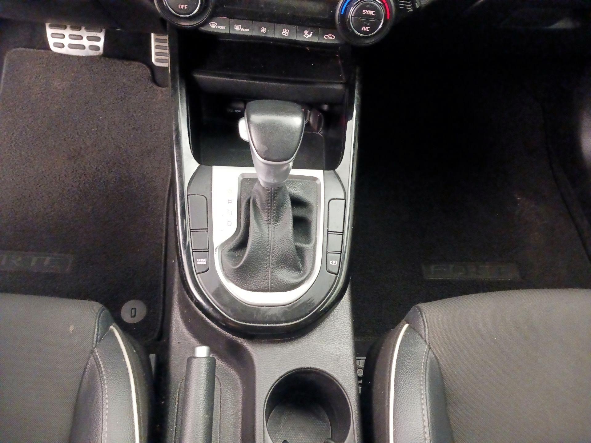 Thumbnail: 2023 Kia Forte - 18