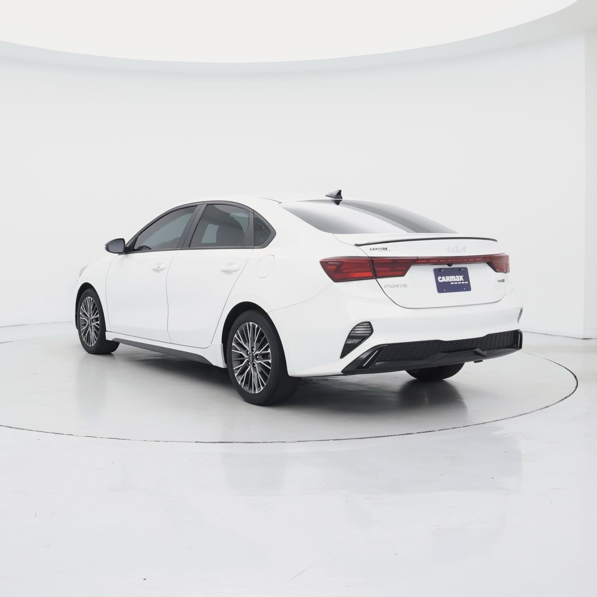 Thumbnail: 2023 Kia Forte - 2