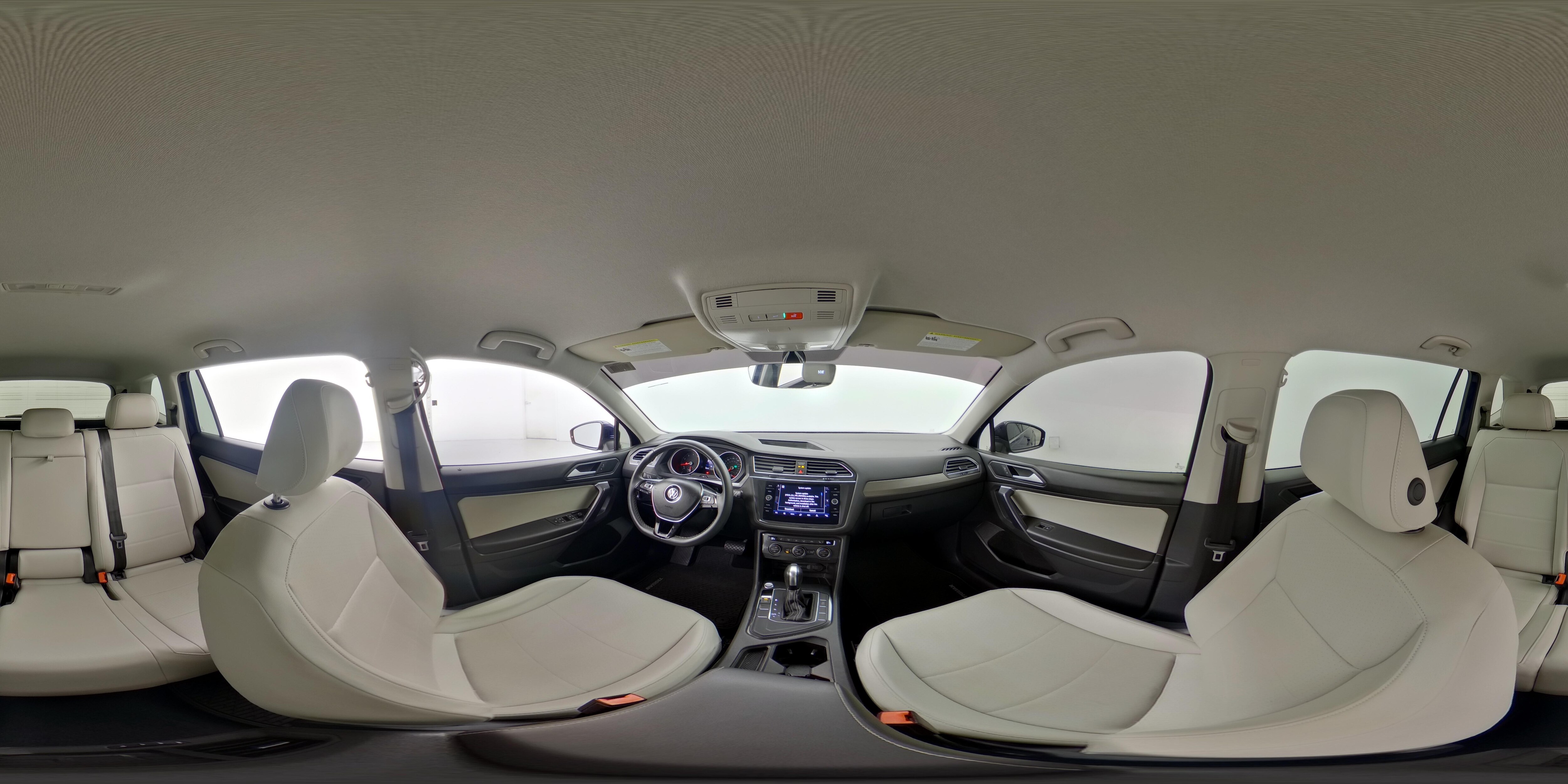 2021 Volkswagen Tiguan SE - Photo 26
