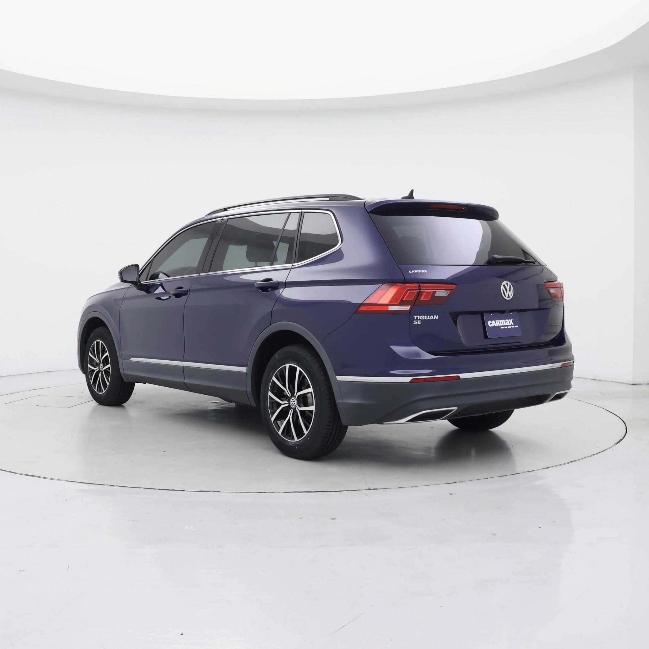 Thumbnail: 2021 Volkswagen Tiguan - 2