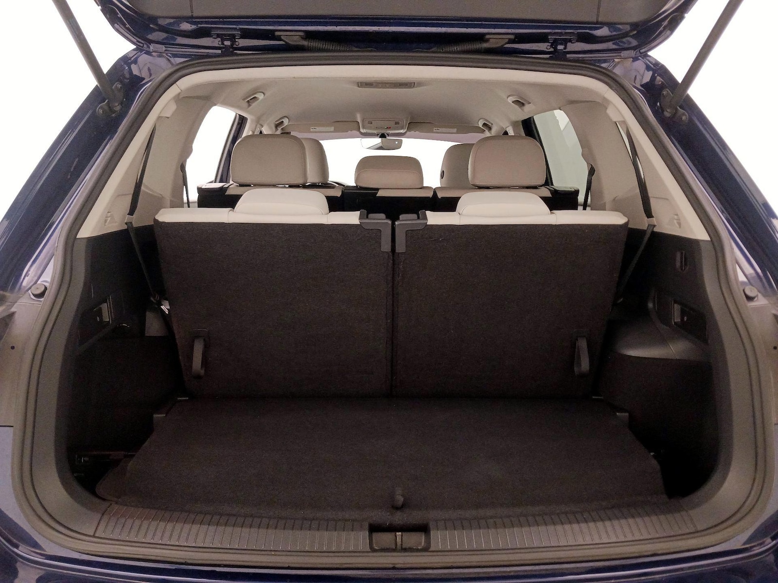 2021 Volkswagen Tiguan SE - Photo 22