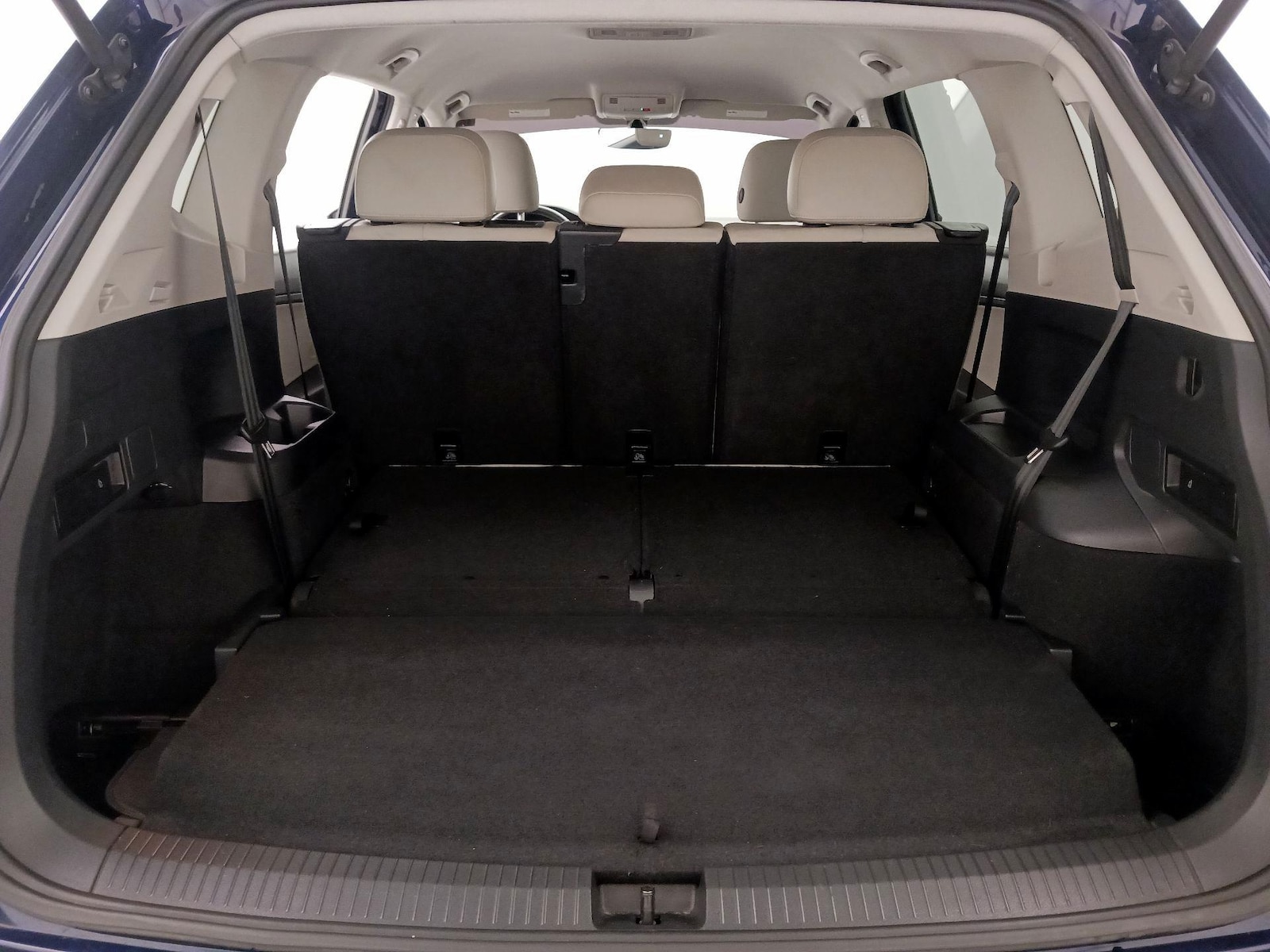 2021 Volkswagen Tiguan SE - Photo 23