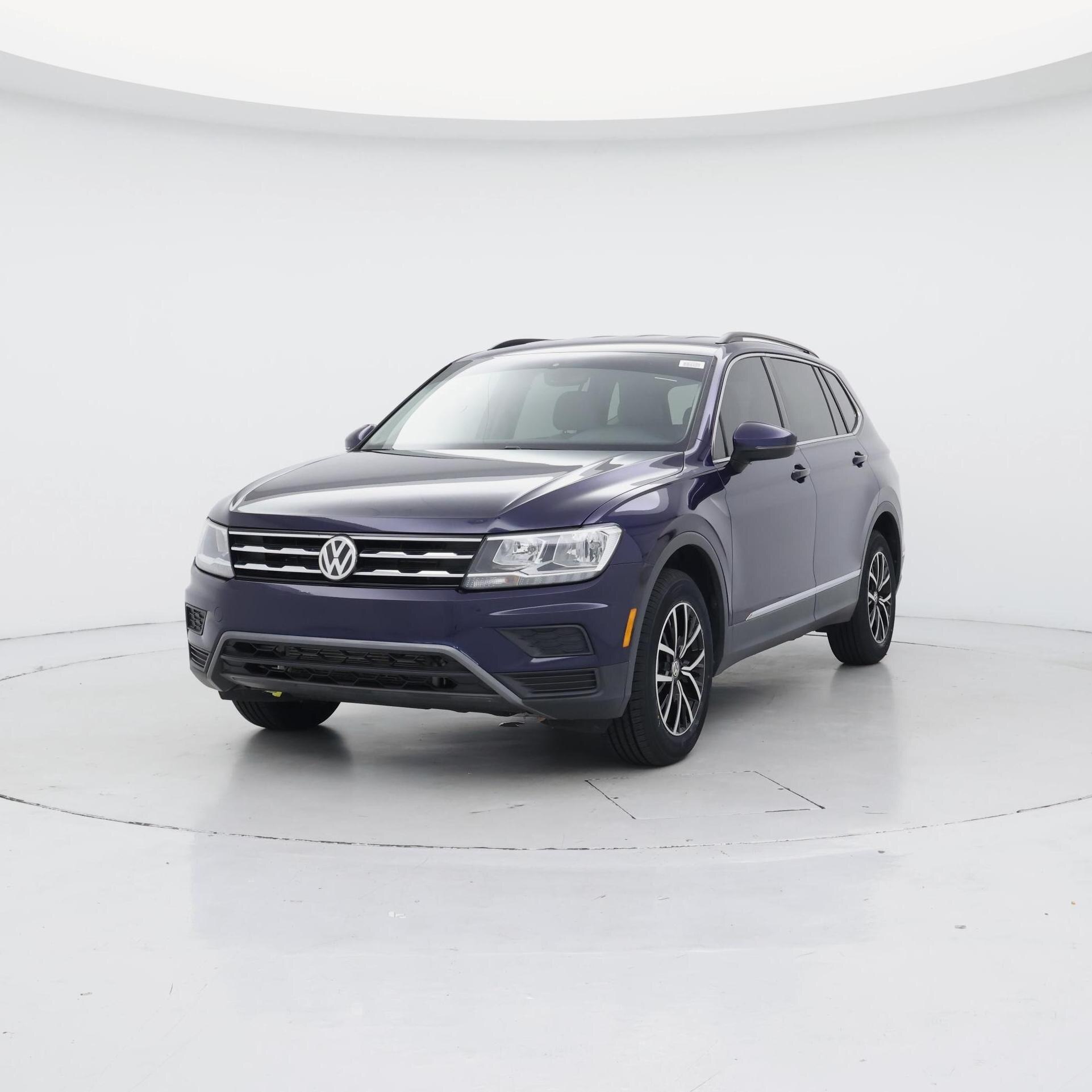 Thumbnail: 2021 Volkswagen Tiguan - 4