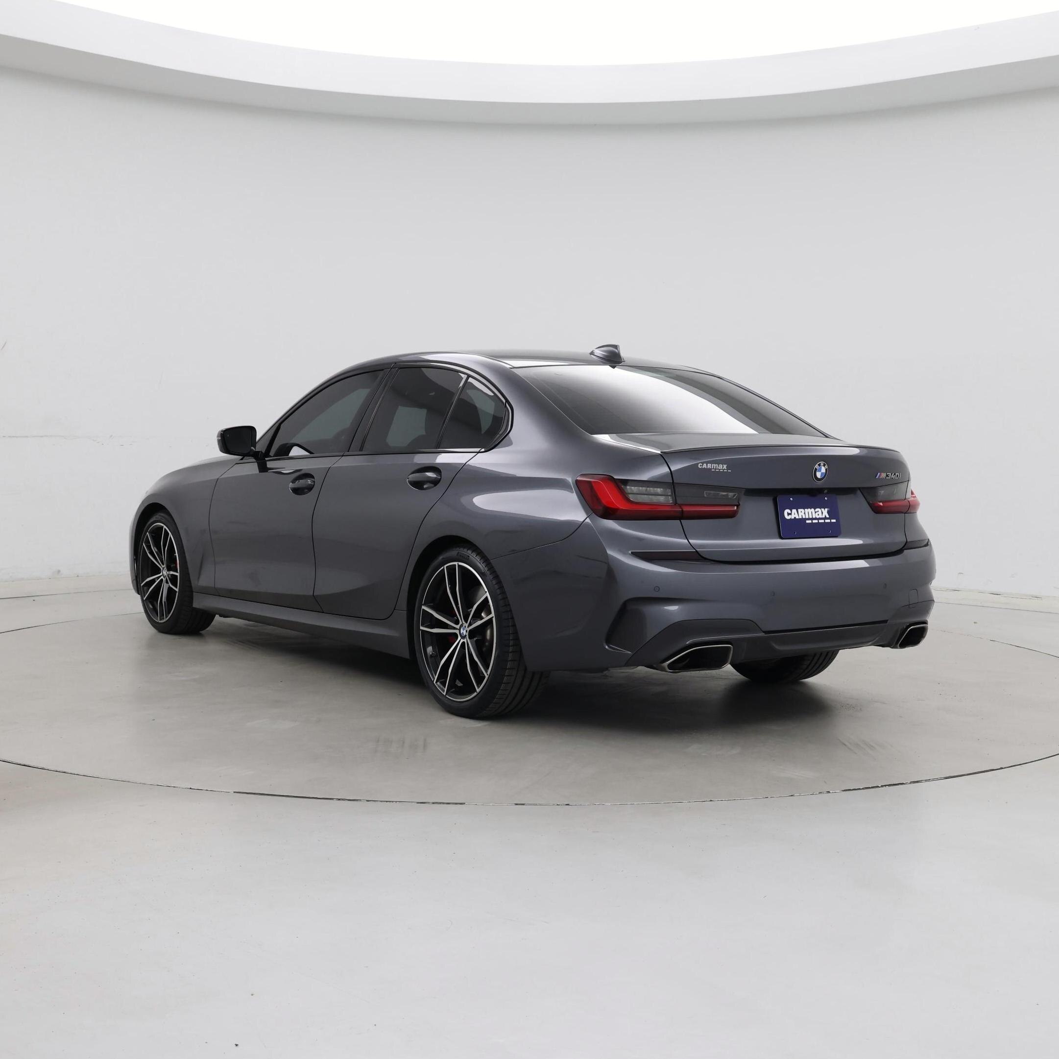 Thumbnail: 2022 BMW 3 Series - 2