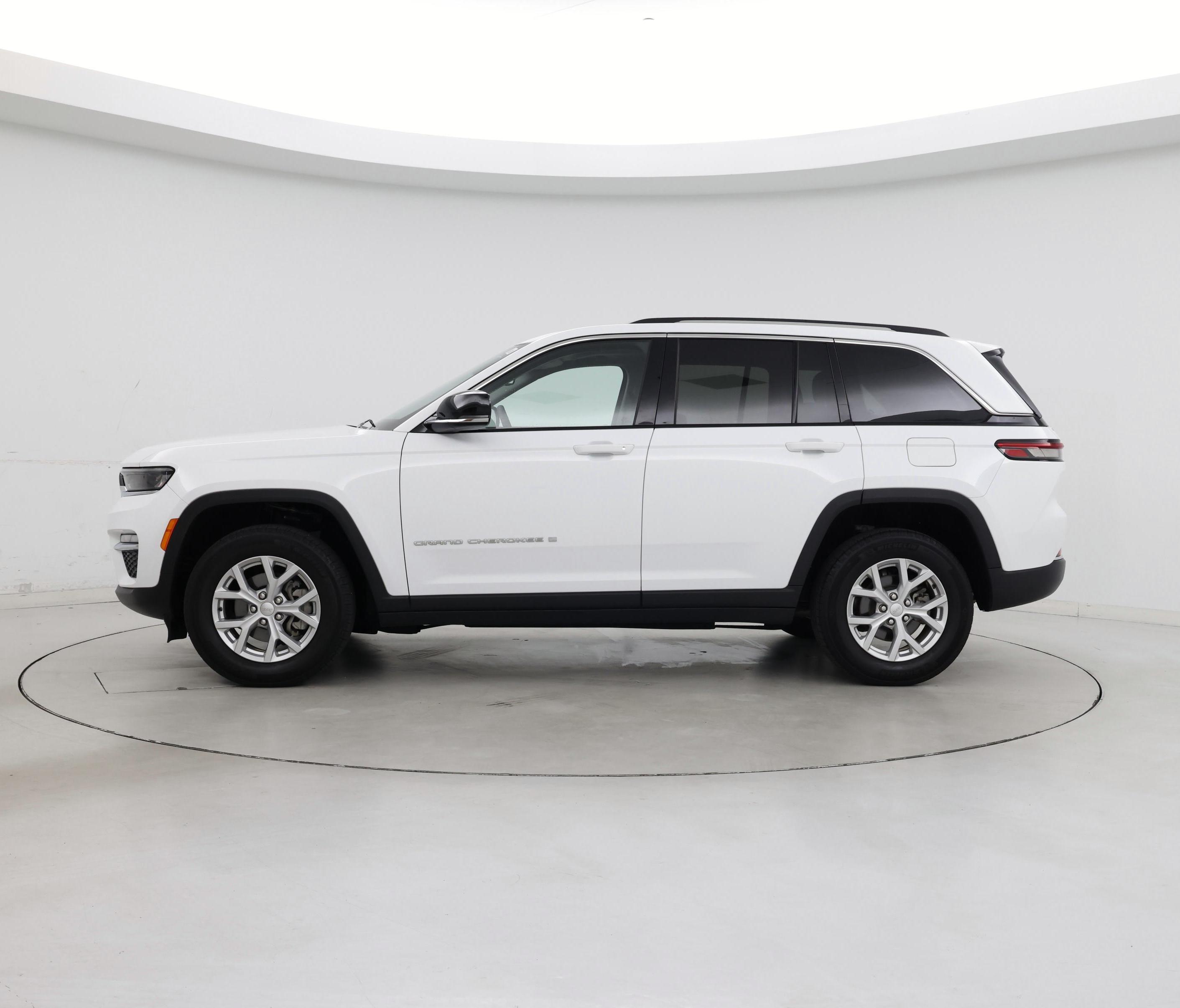 Thumbnail: 2023 Jeep Grand Cherokee - 3