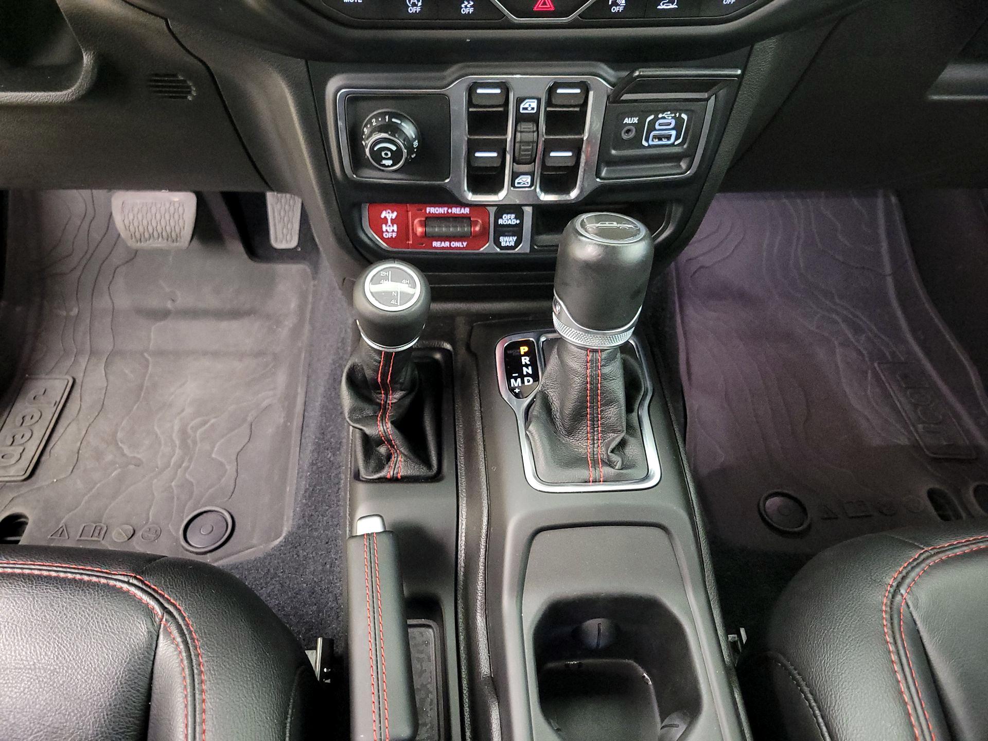 Thumbnail: 2023 Jeep Gladiator - 15