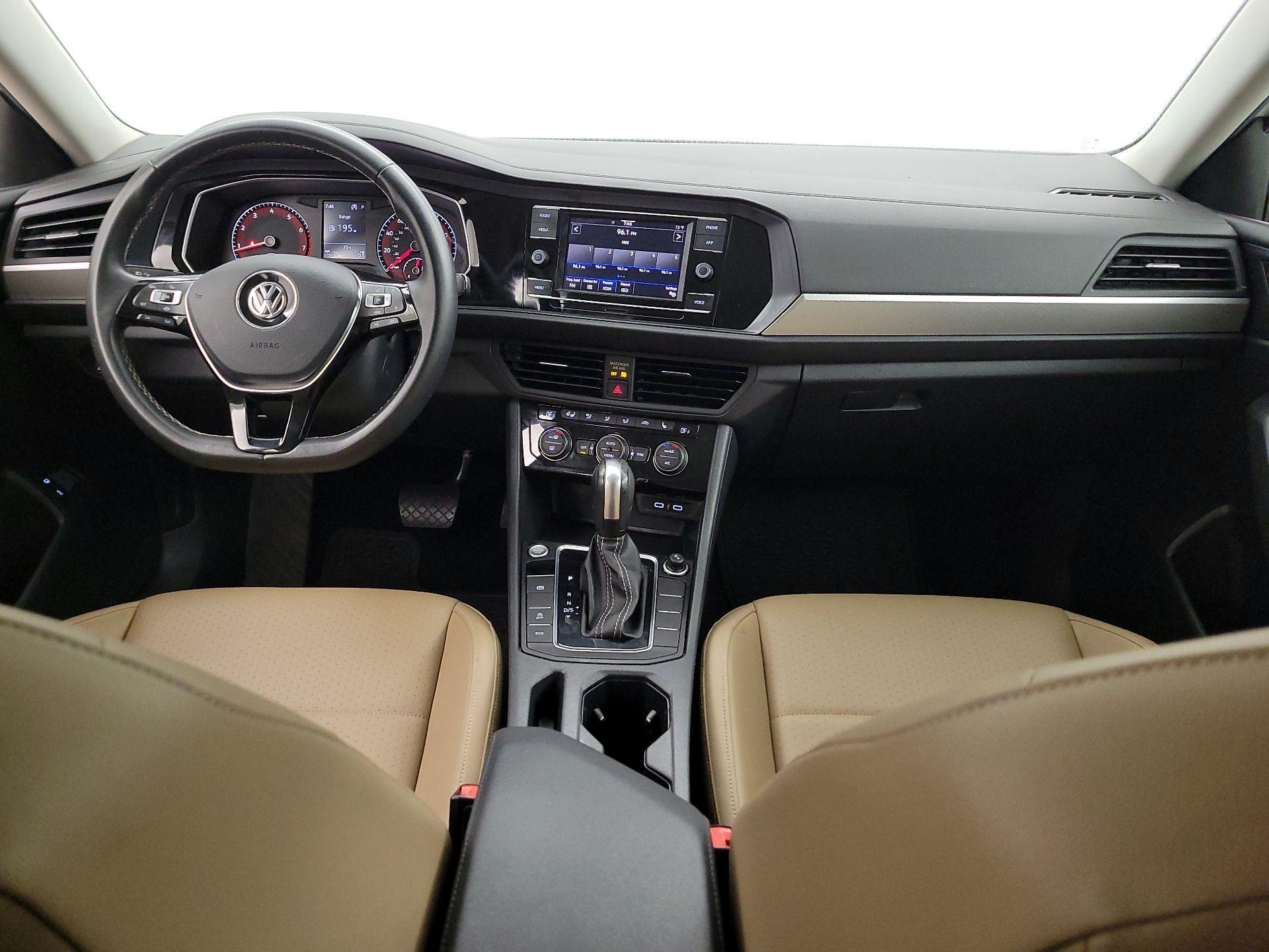 Thumbnail: 2021 Volkswagen Jetta - 9