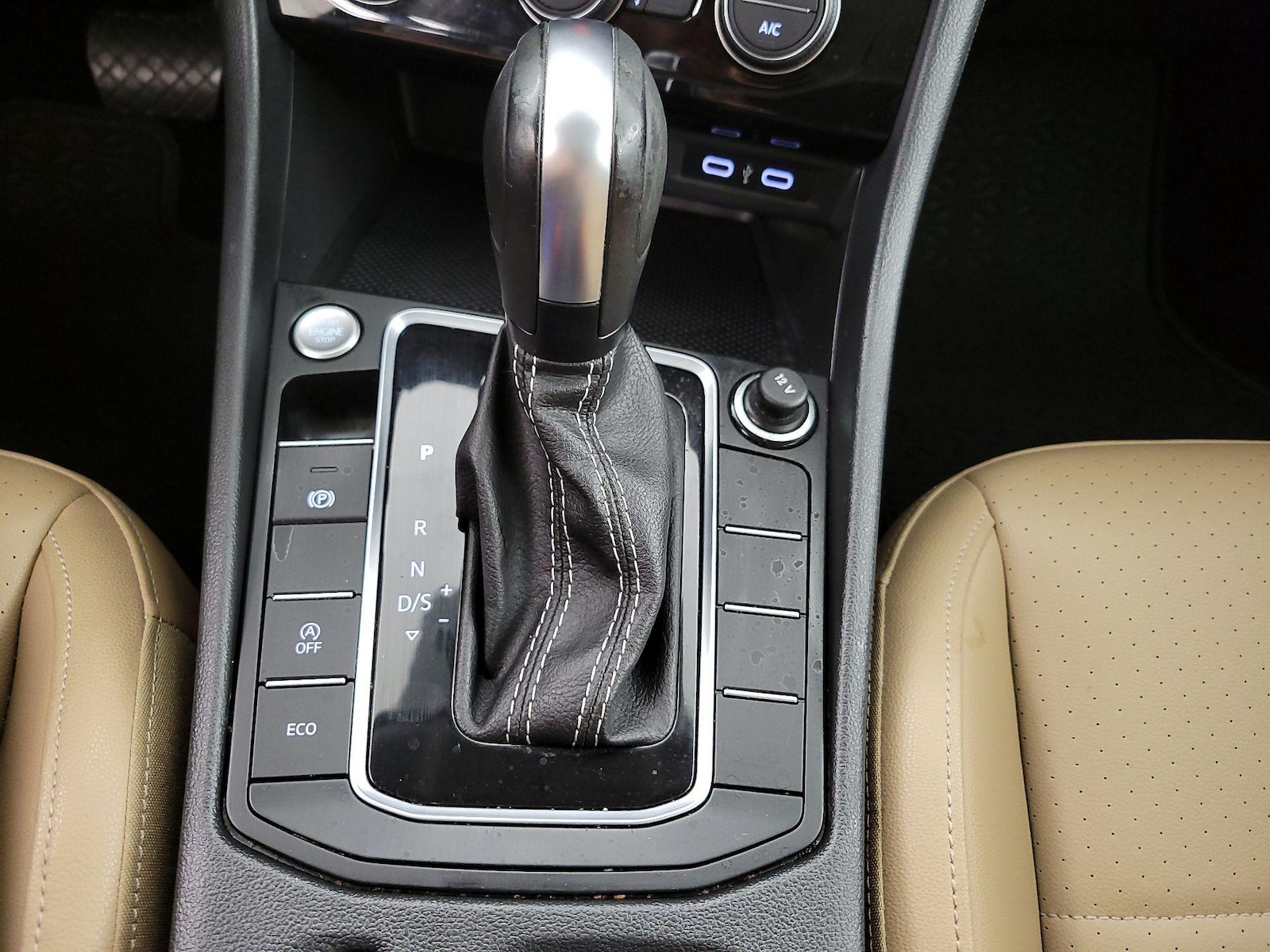 2021 Volkswagen Jetta SE - Photo 18
