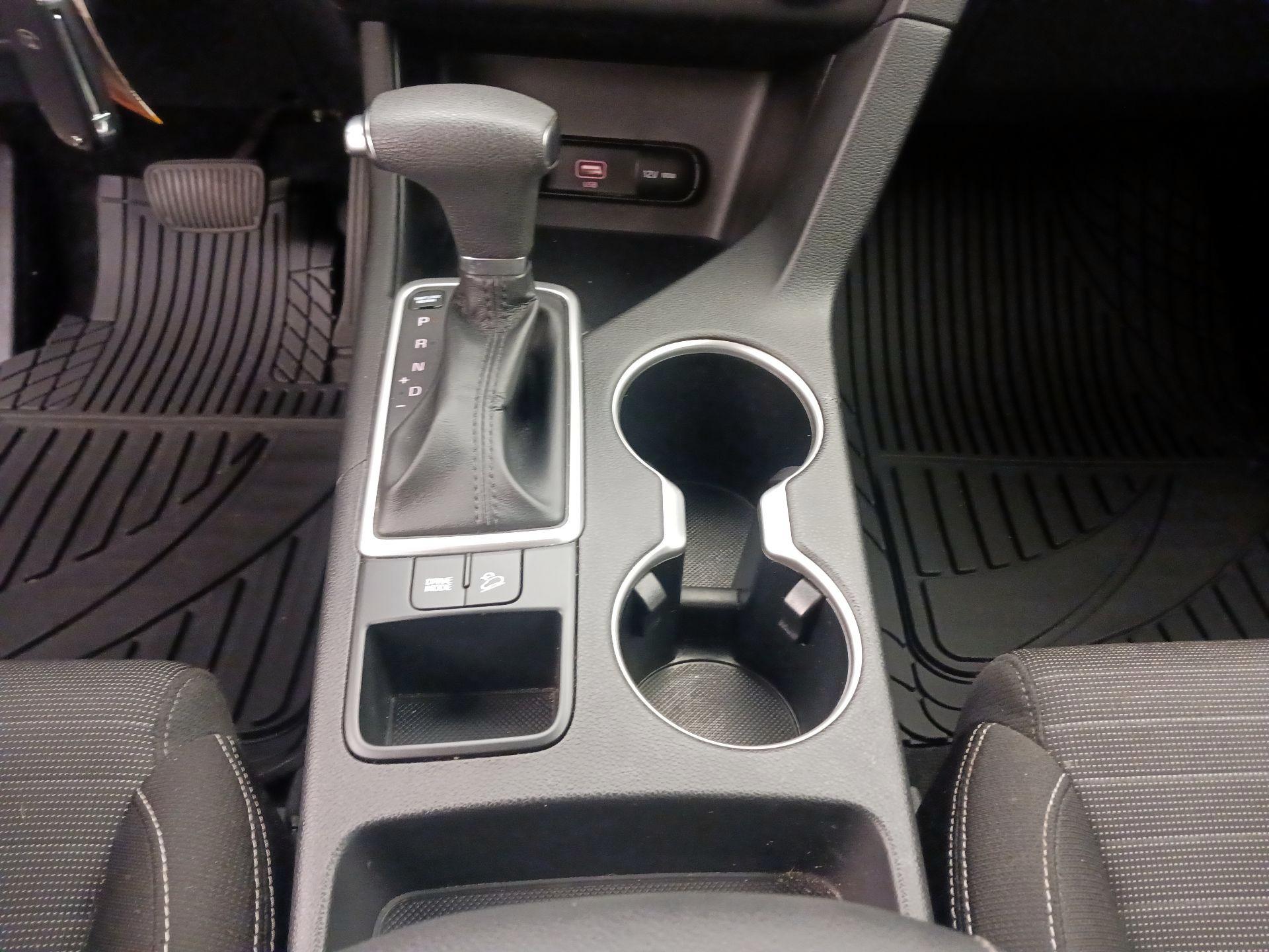 Thumbnail: 2021 Kia Sportage - 17