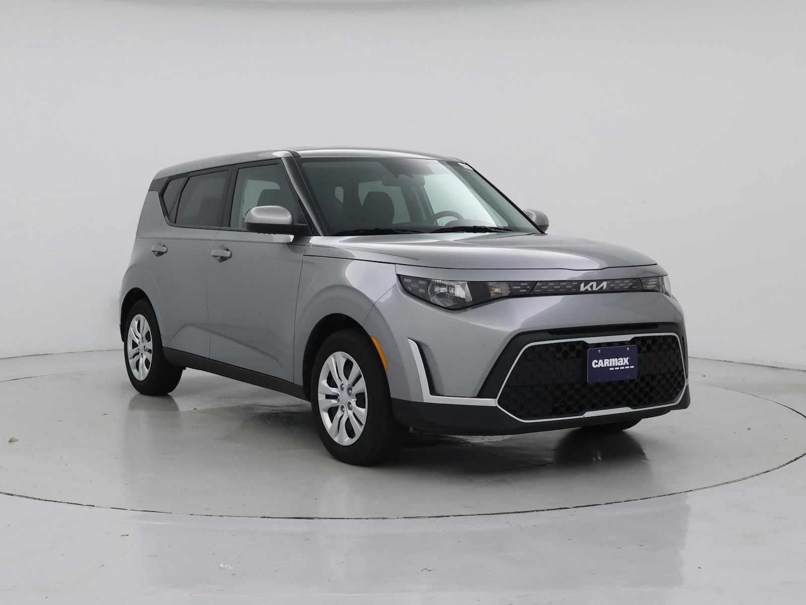 2024 Kia Soul LX - Photo 2