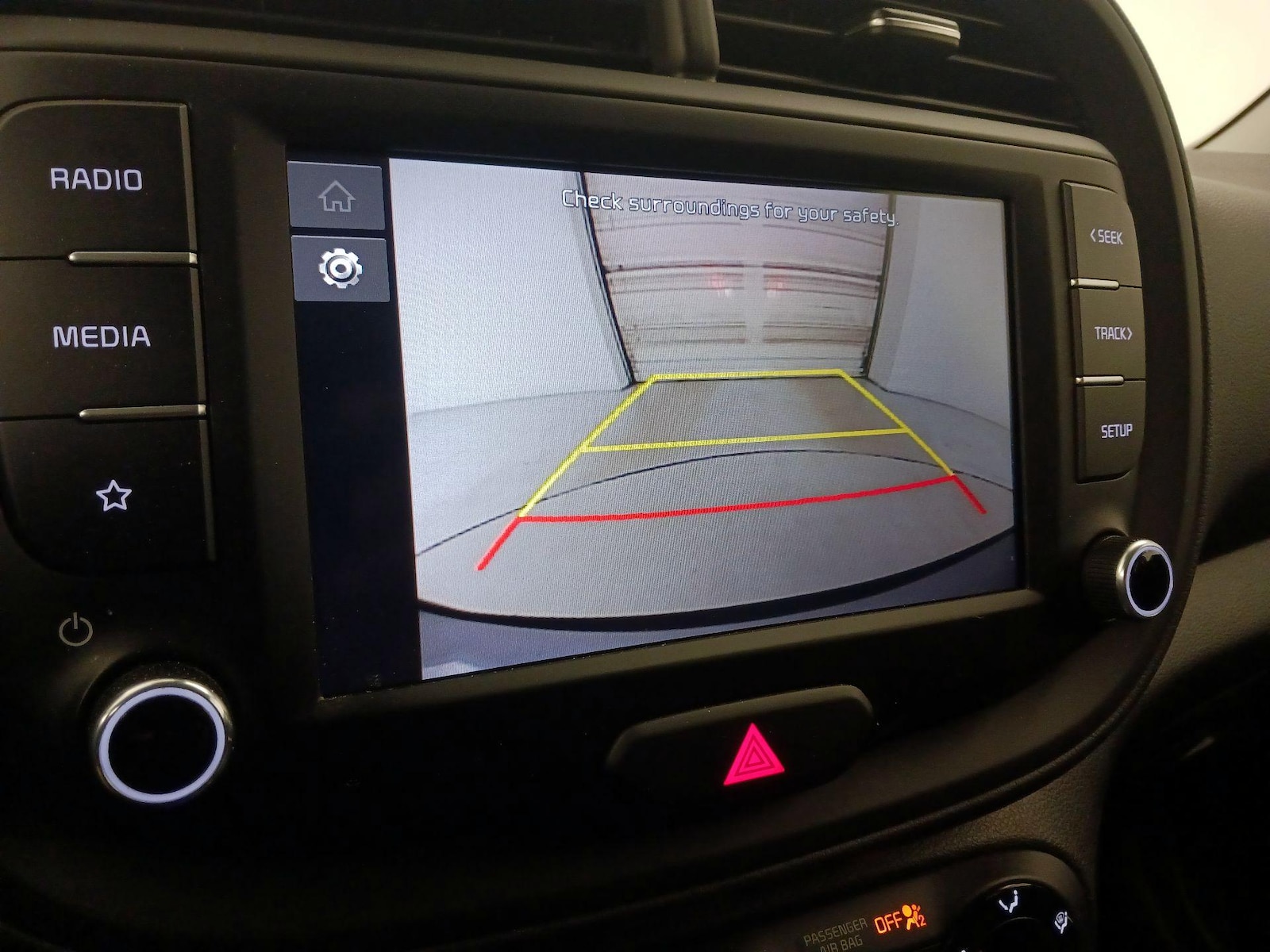 2024 Kia Soul LX - Photo 15