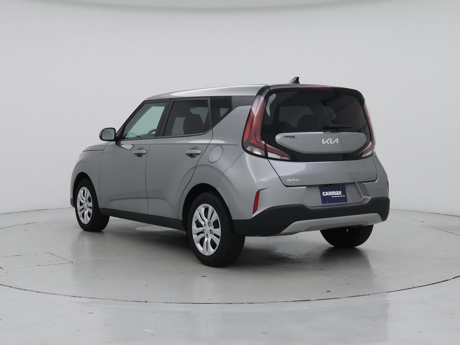 2024 Kia Soul LX - Photo 3