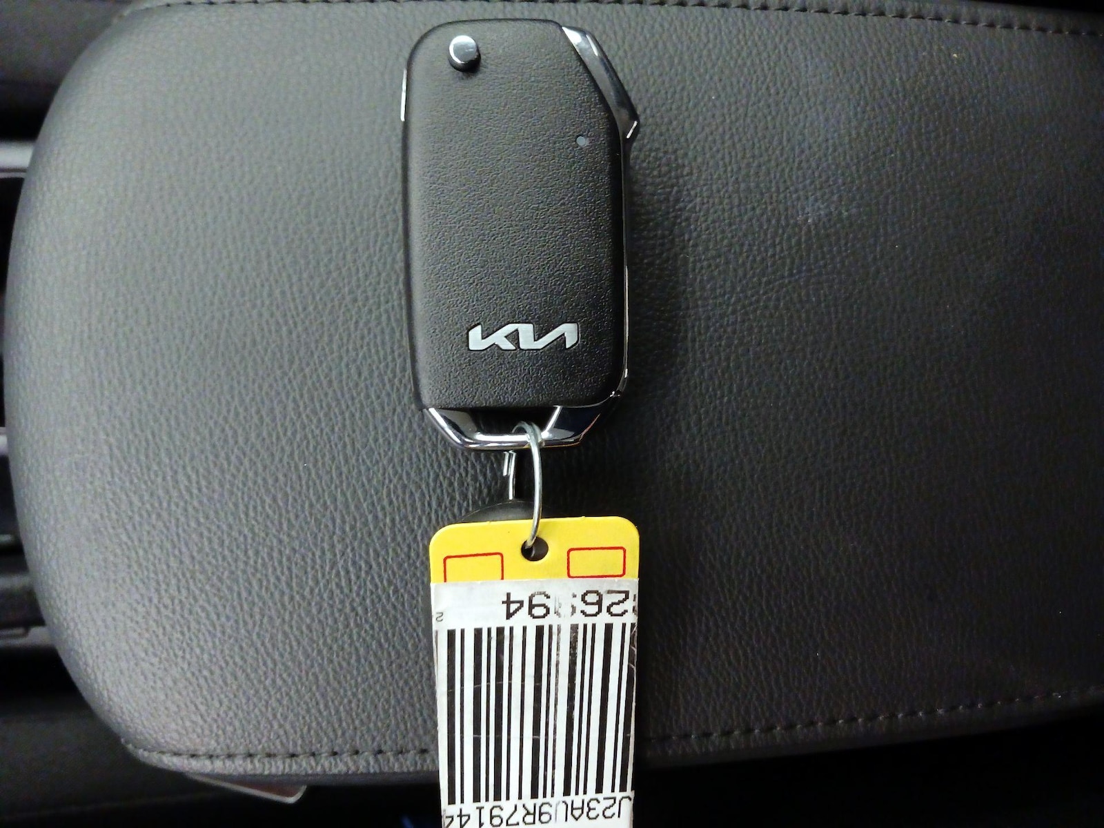 2024 Kia Soul LX - Photo 23