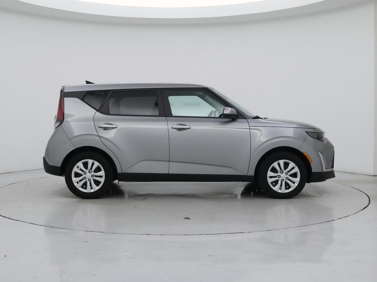 2024 Kia Soul LX - Photo 8
