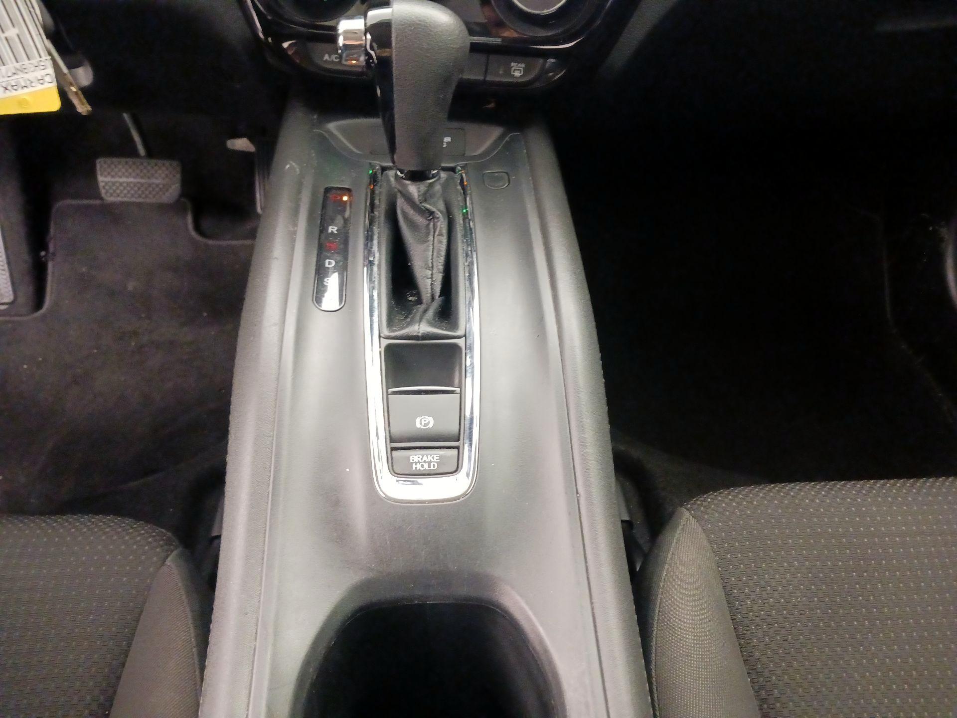Thumbnail: 2022 Honda HR-V - 17