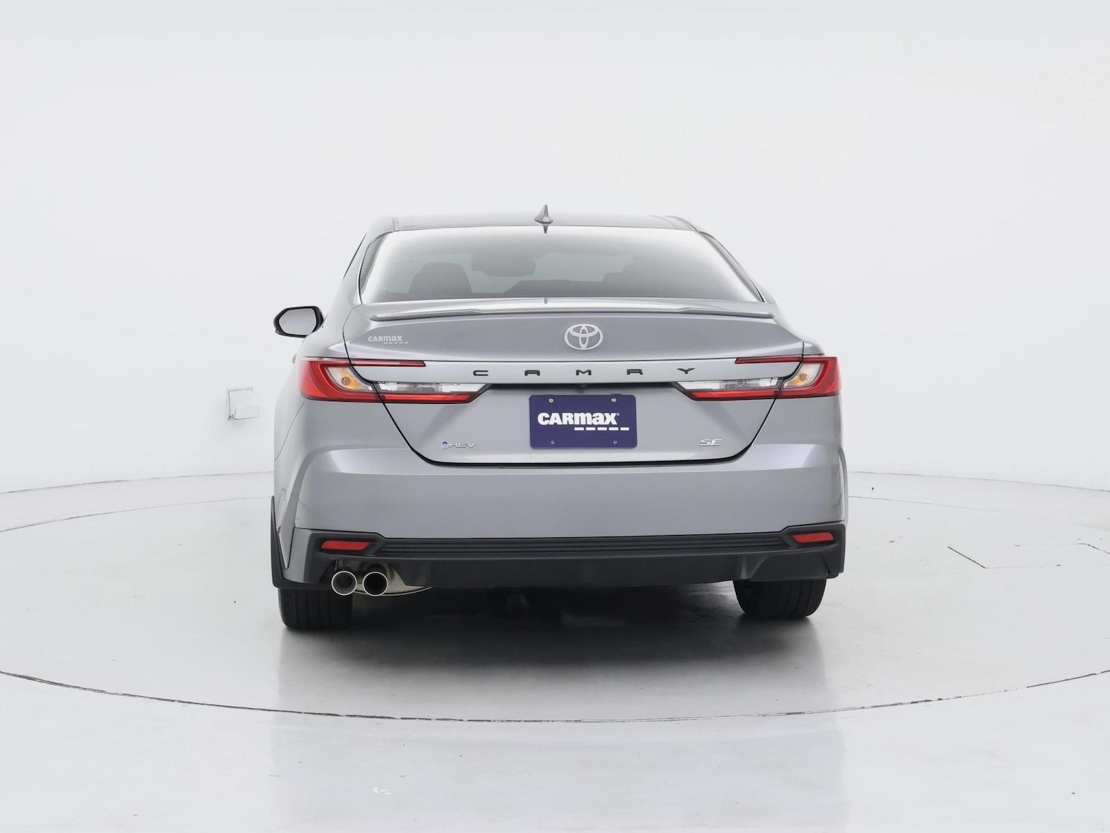 2025 Toyota Camry SE - Photo 7
