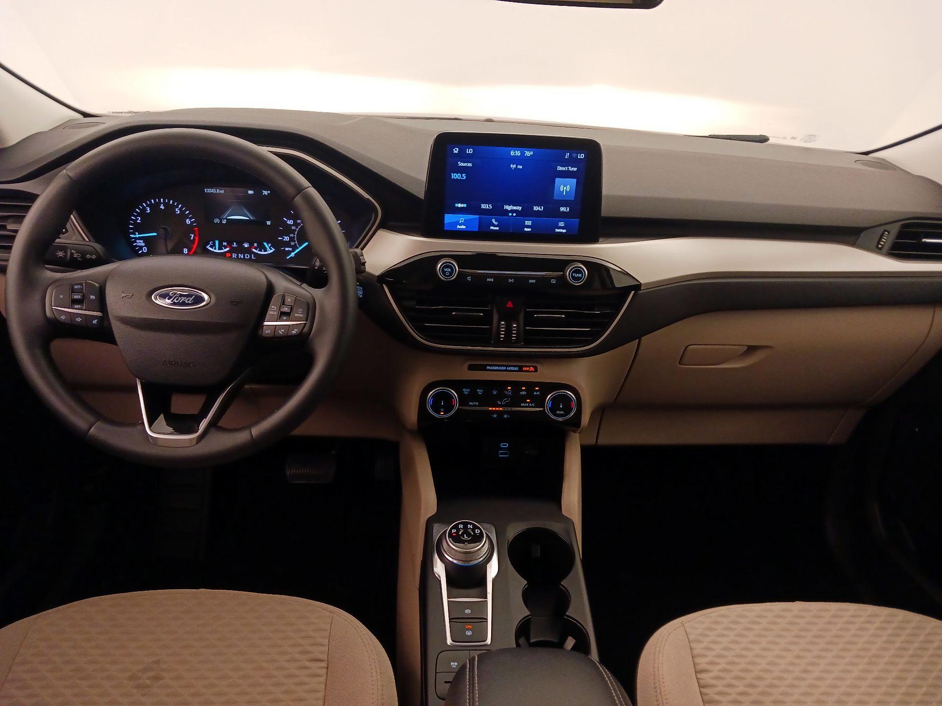 Thumbnail: 2022 Ford Escape - 9