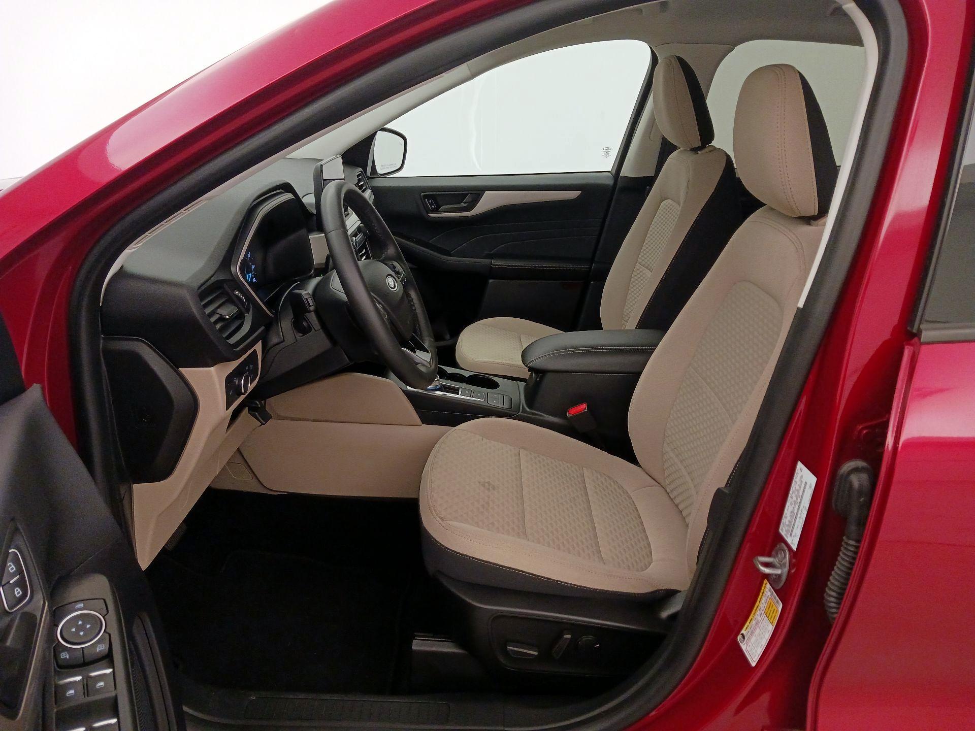 Thumbnail: 2022 Ford Escape - 11