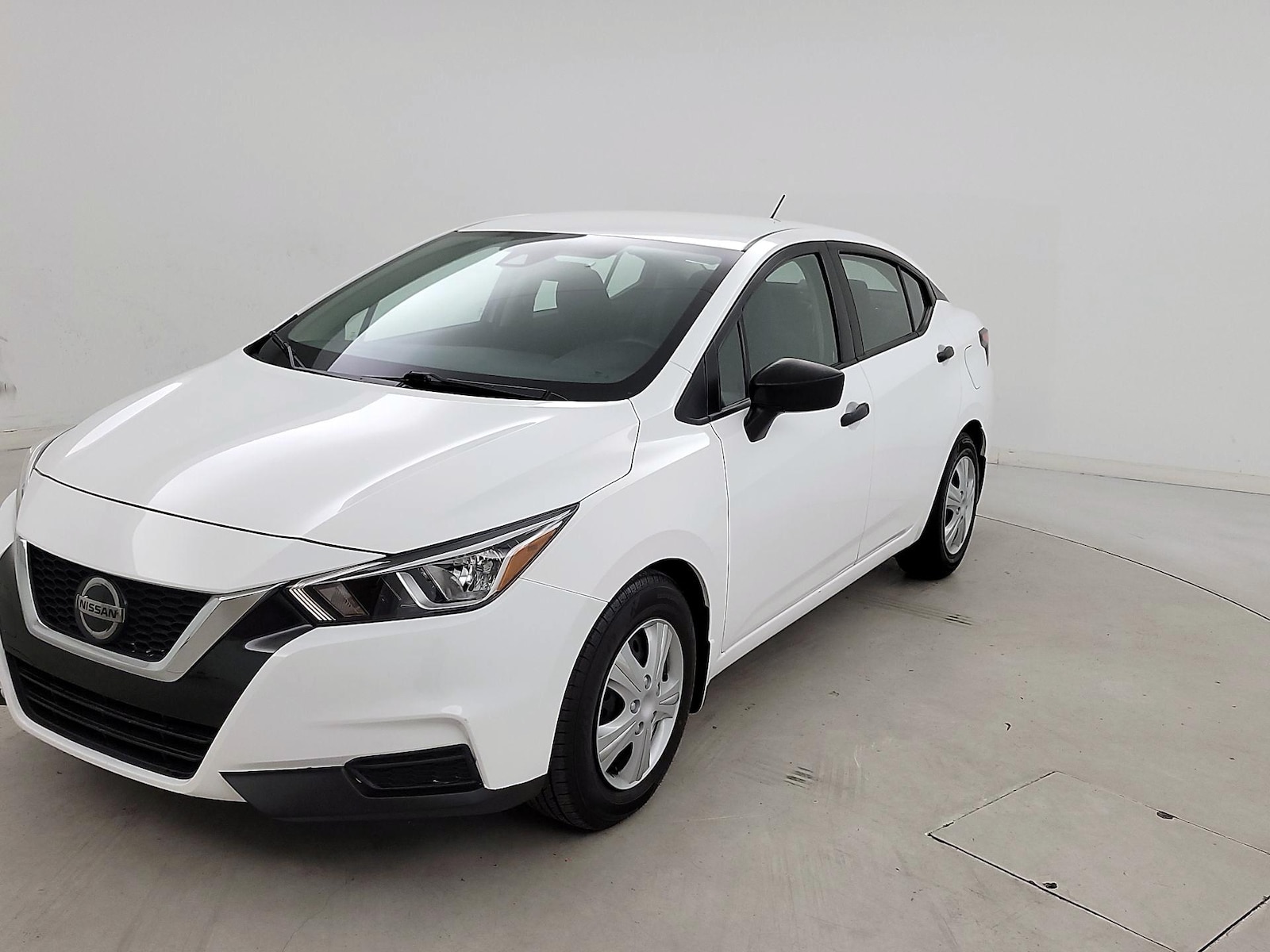 2022 Nissan Versa Sedan S - Photo 3