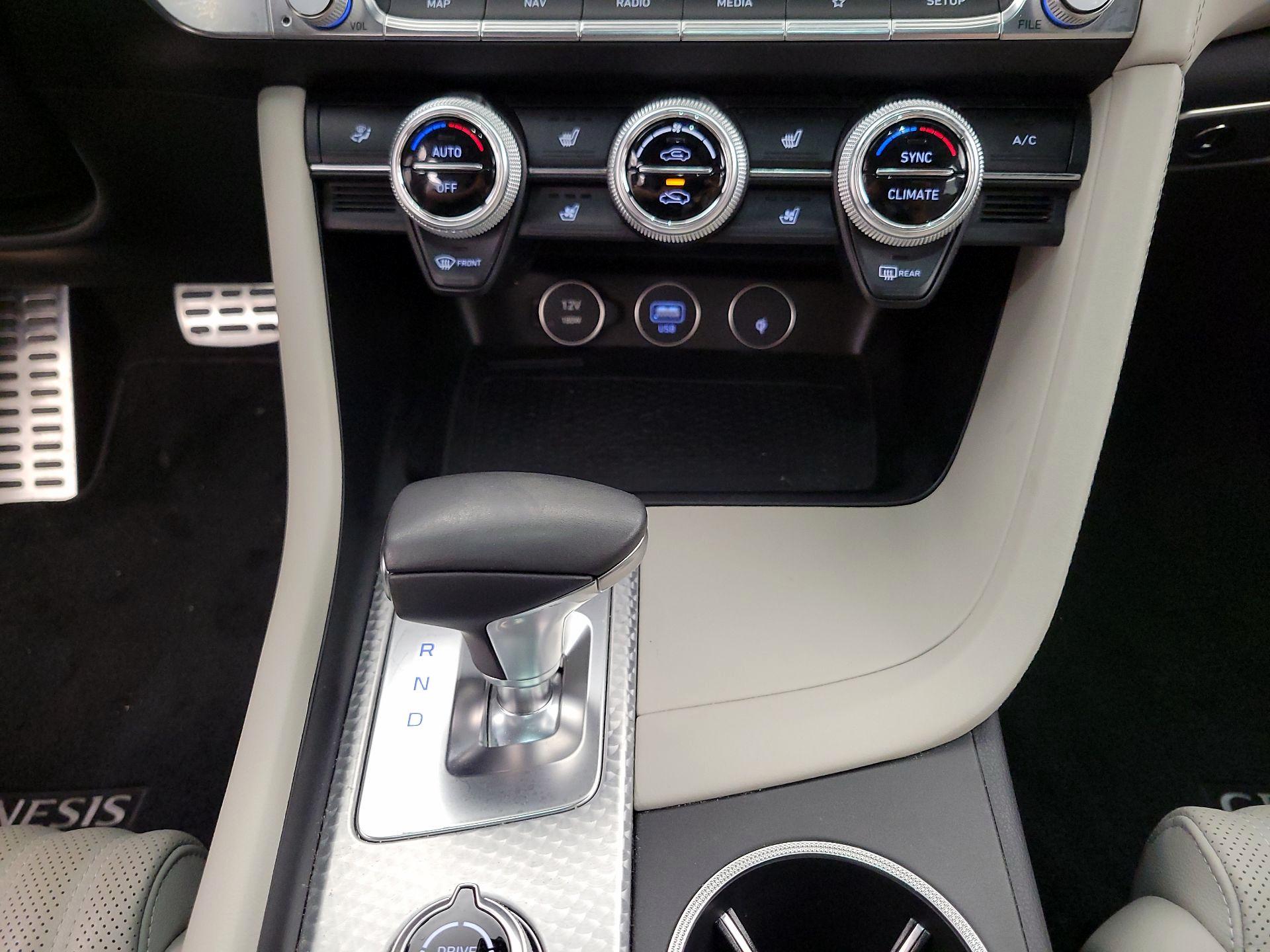 Thumbnail: 2023 Genesis G70 - 18