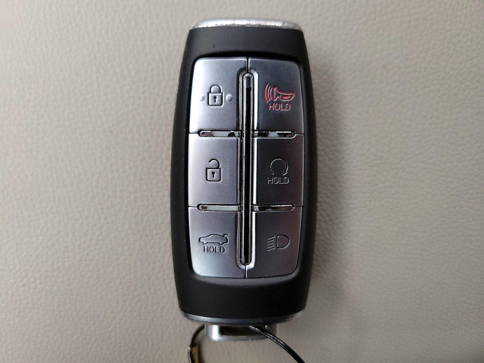 2023 GENESIS G70 Standard - Photo 25