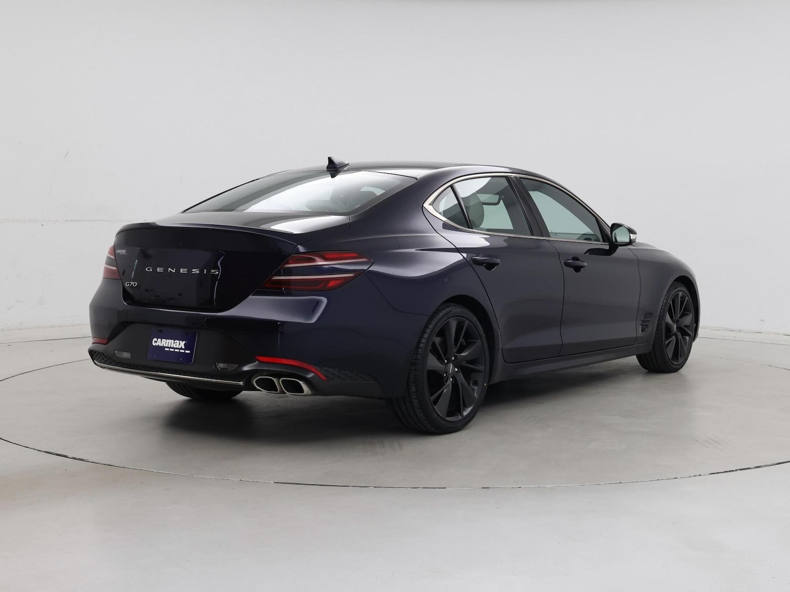 2023 GENESIS G70 Standard - Photo 9