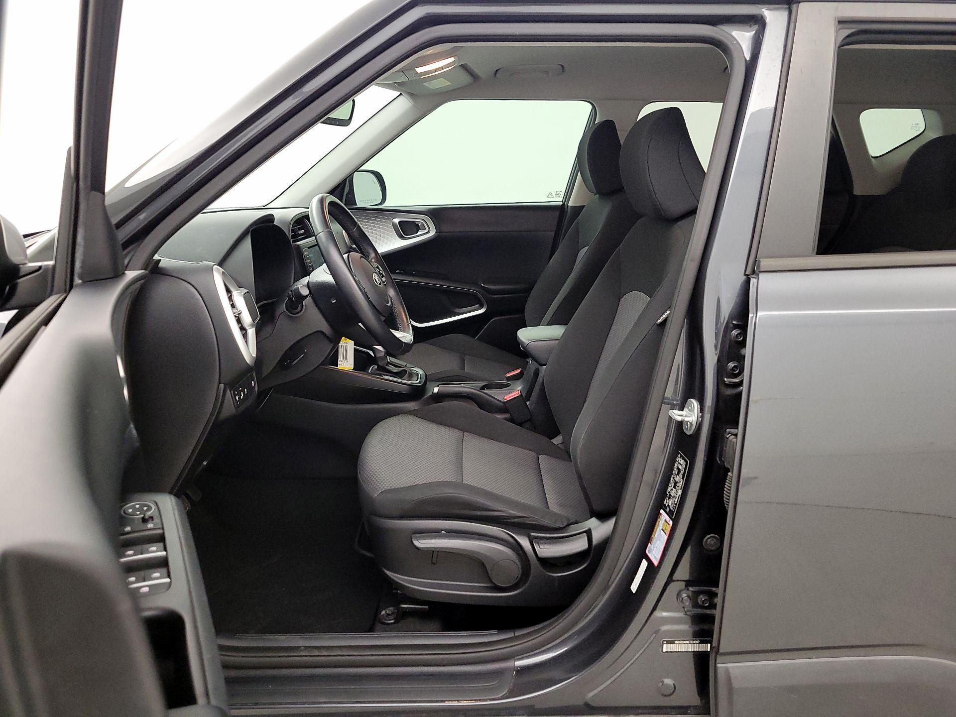 Thumbnail: 2020 Kia Soul - 11