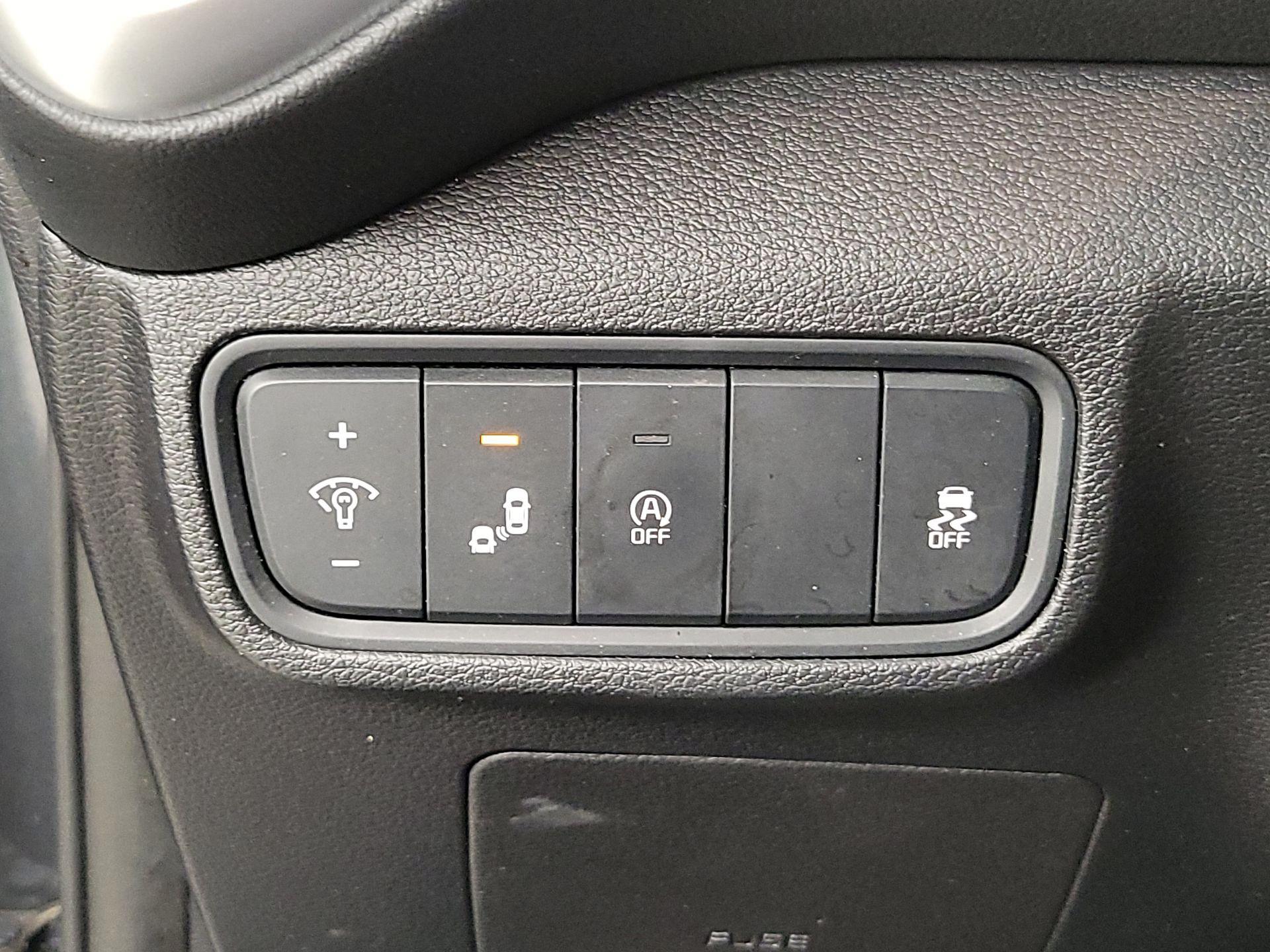Thumbnail: 2020 Kia Soul - 13