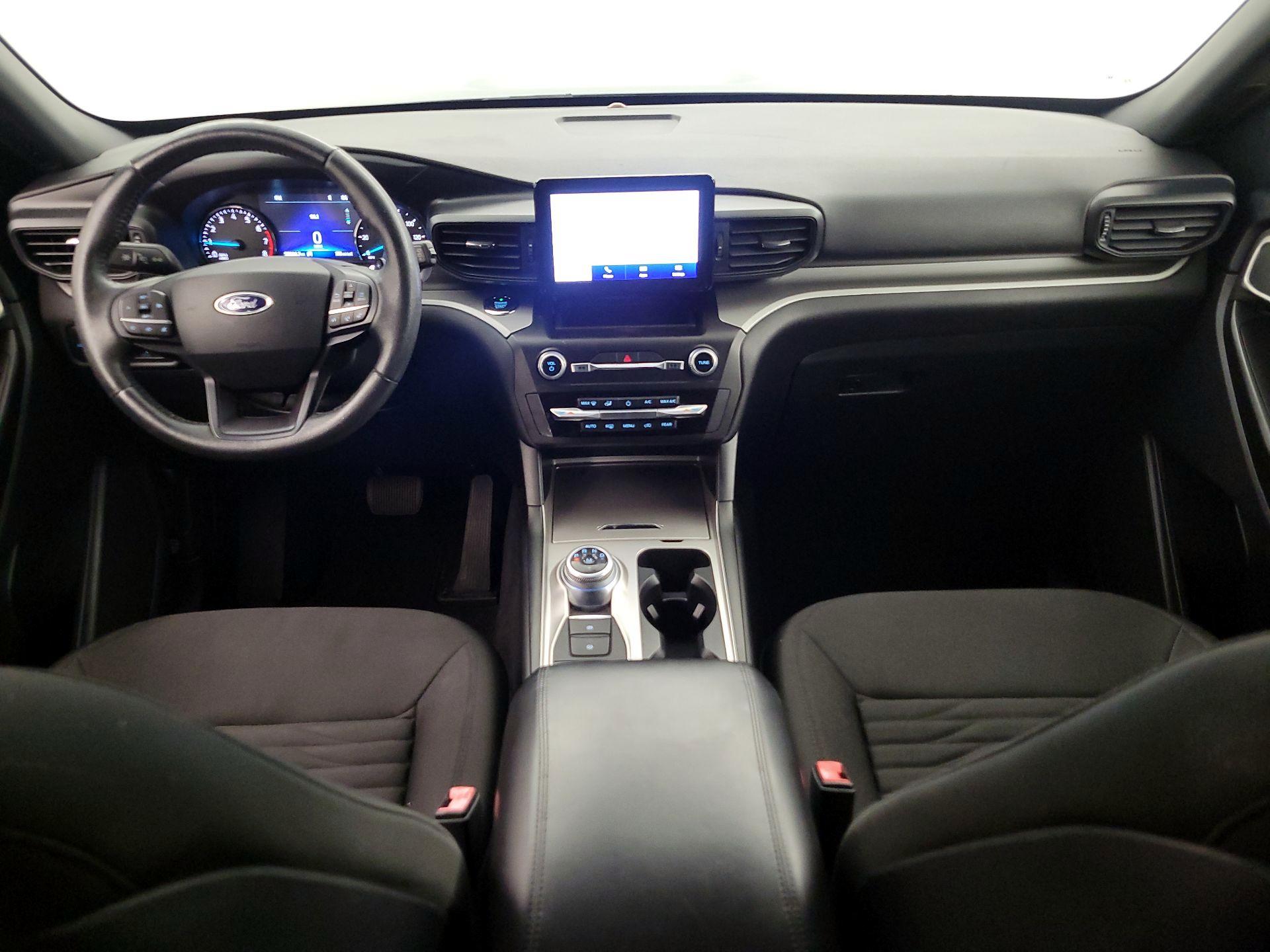 Thumbnail: 2020 Ford Explorer - 9