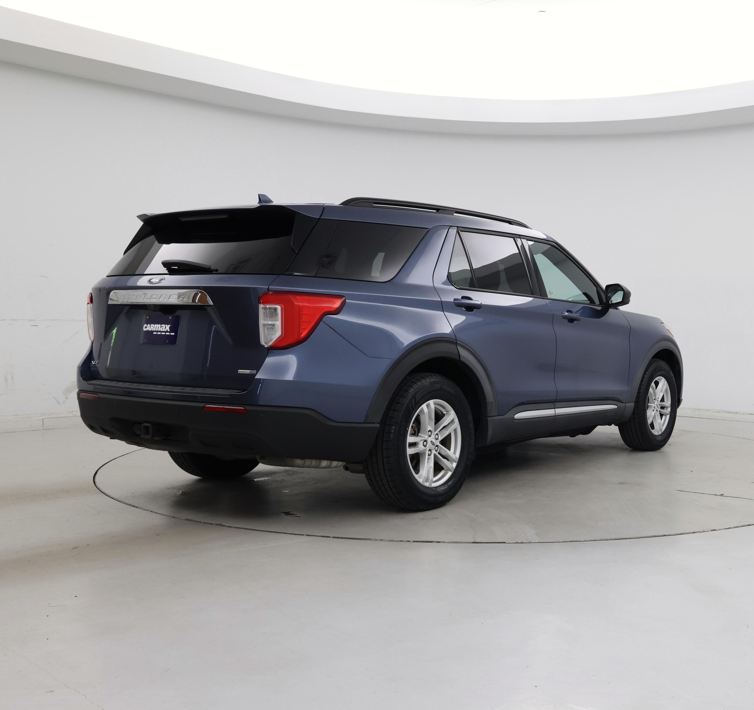 Thumbnail: 2020 Ford Explorer - 8