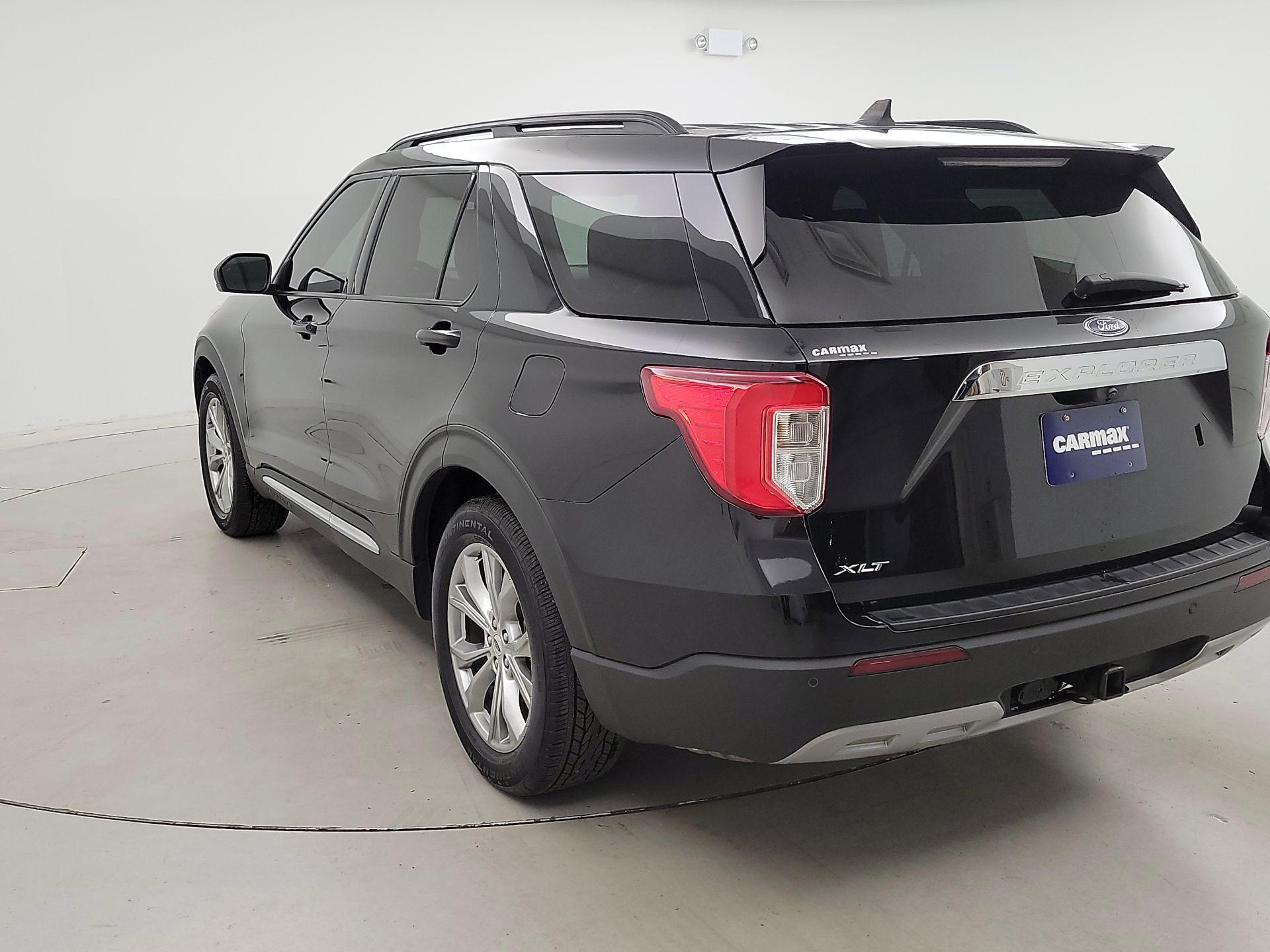 Thumbnail: 2022 Ford Explorer - 7