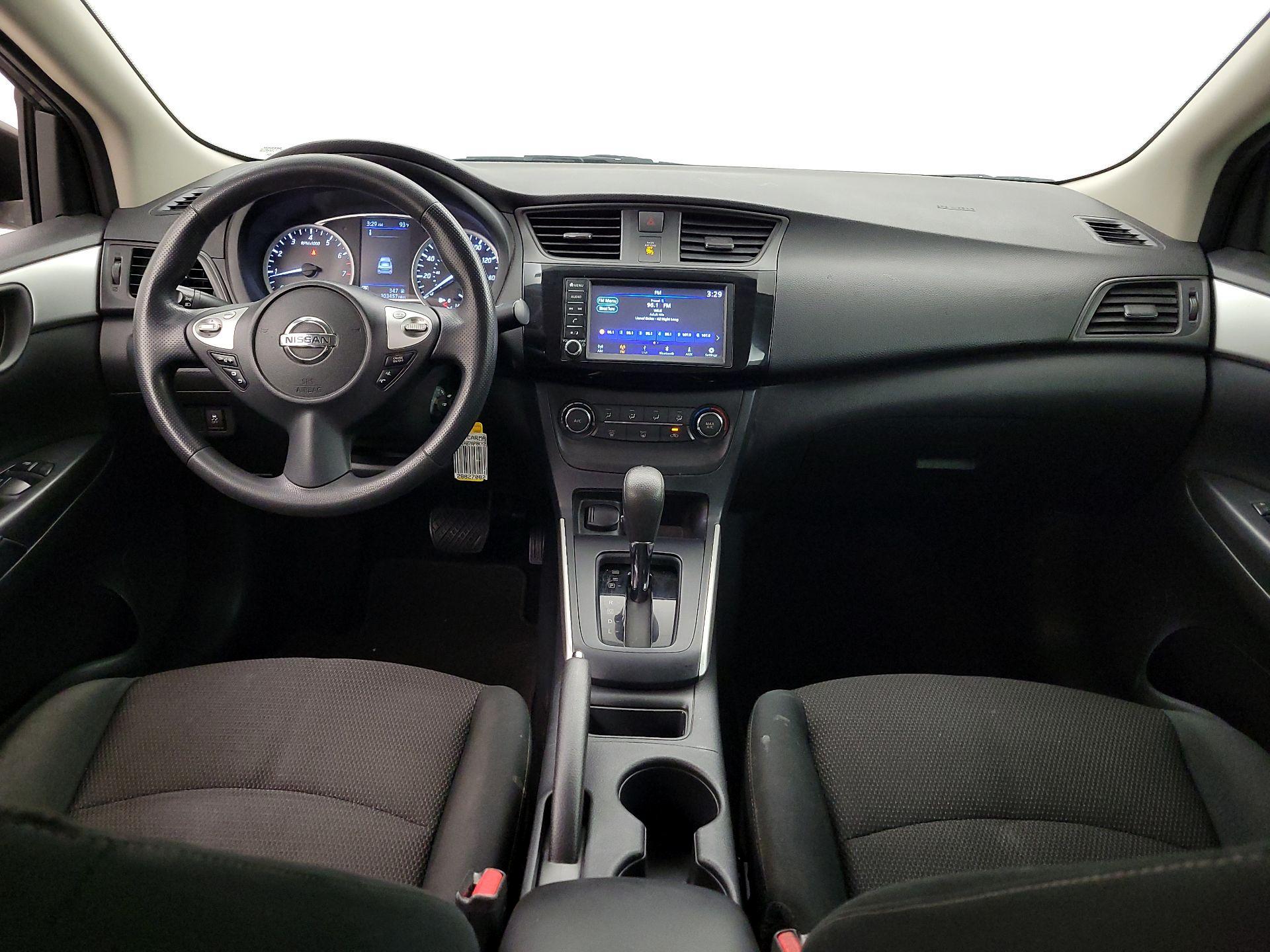 Thumbnail: 2019 Nissan Sentra - 9