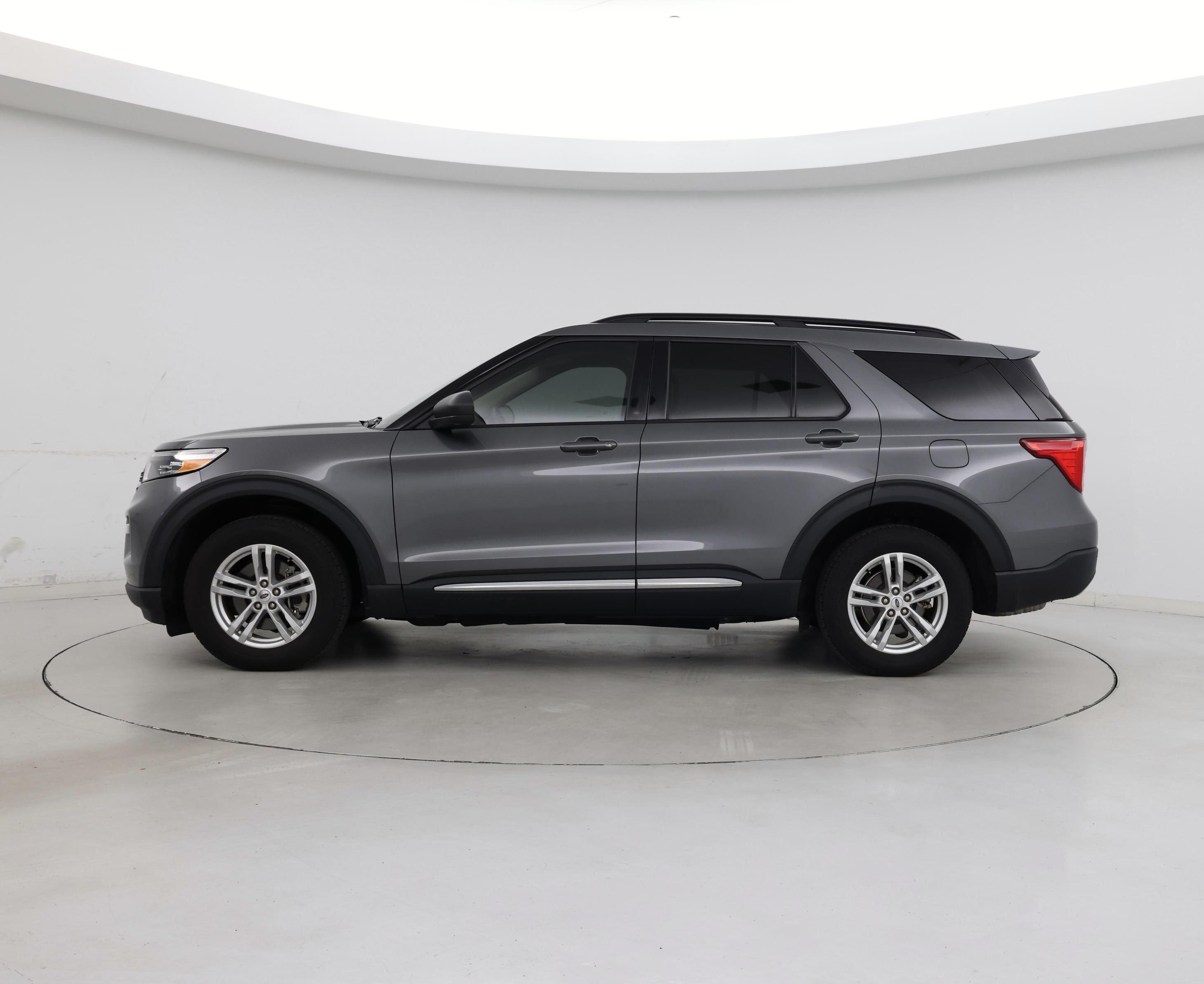 Thumbnail: 2023 Ford Explorer - 3