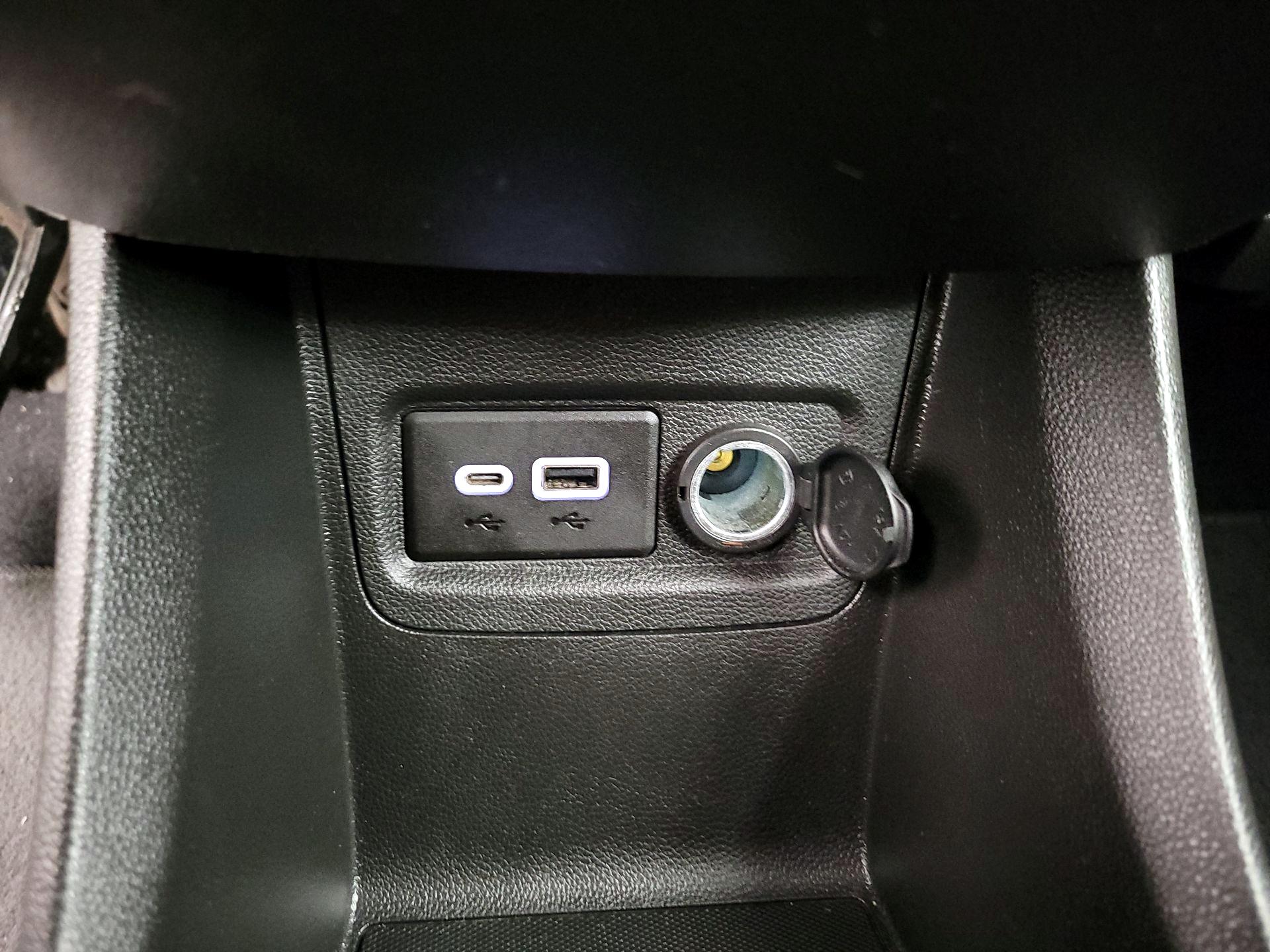 Thumbnail: 2019 Chevrolet Spark - 18