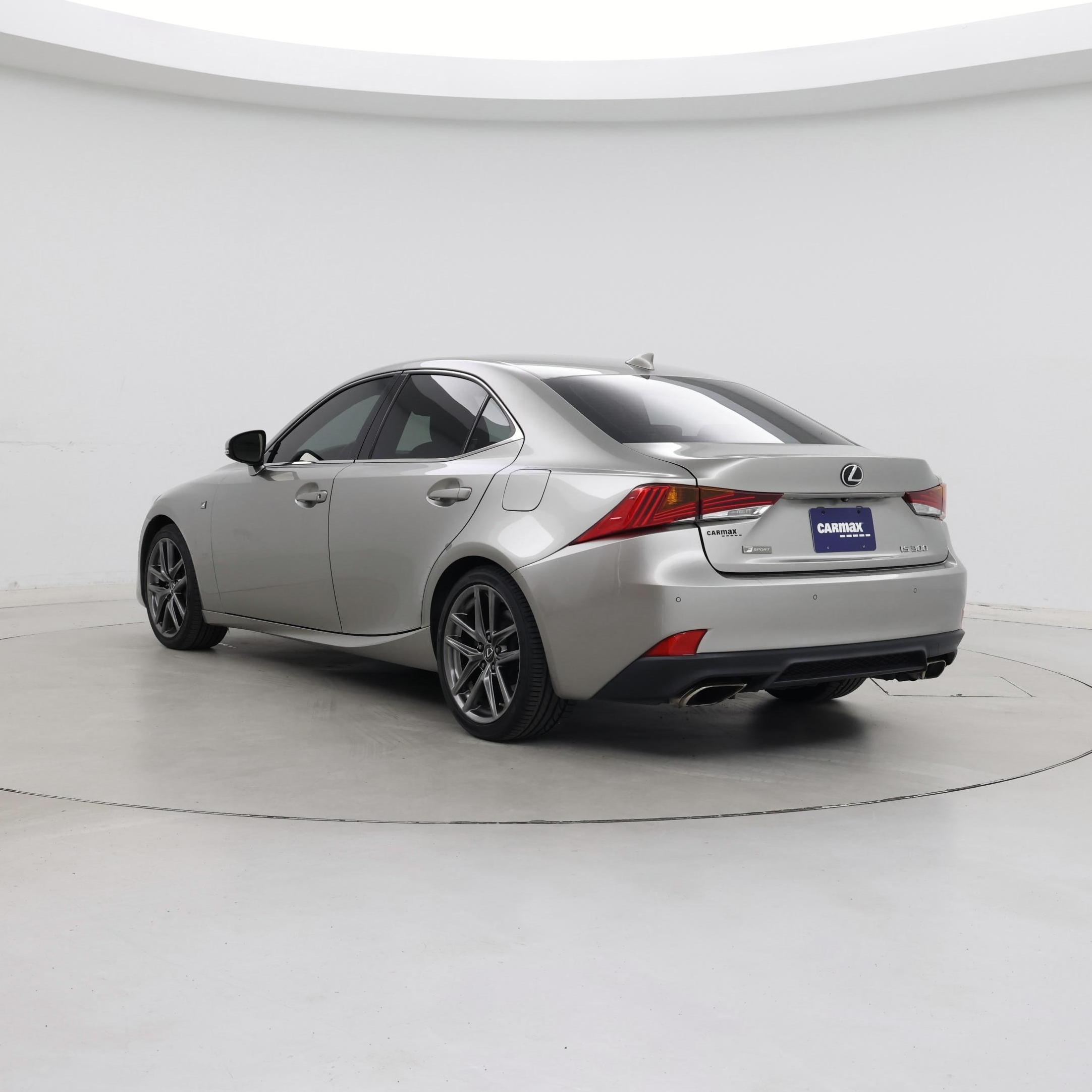 Thumbnail: 2019 Lexus IS - 2